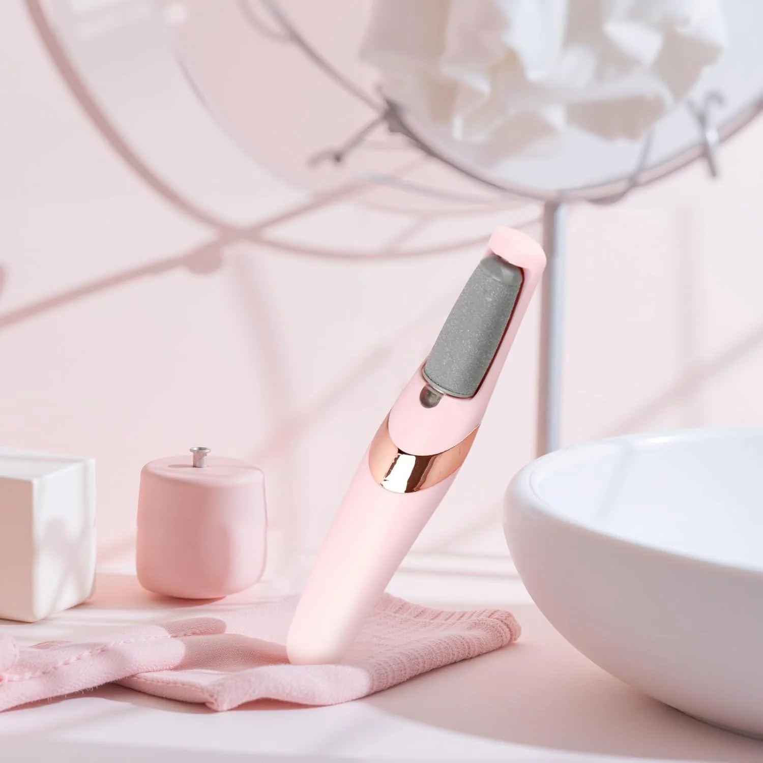 سوهان برقی پا، از بین برنده پینه برقی، سمباده برقی پا، لایه بردار شارژی پا، از بین برنده پینه برای پوست های مرده، ضخیم و خشک پاشنه پا سوهان برقی پا، از بین برنده پینه برقی، سمباده برقی پا، لایه بردار شارژی پا، از بین برنده پینه برای پوست های مرده، ضخیم و خشک پاشنه پا