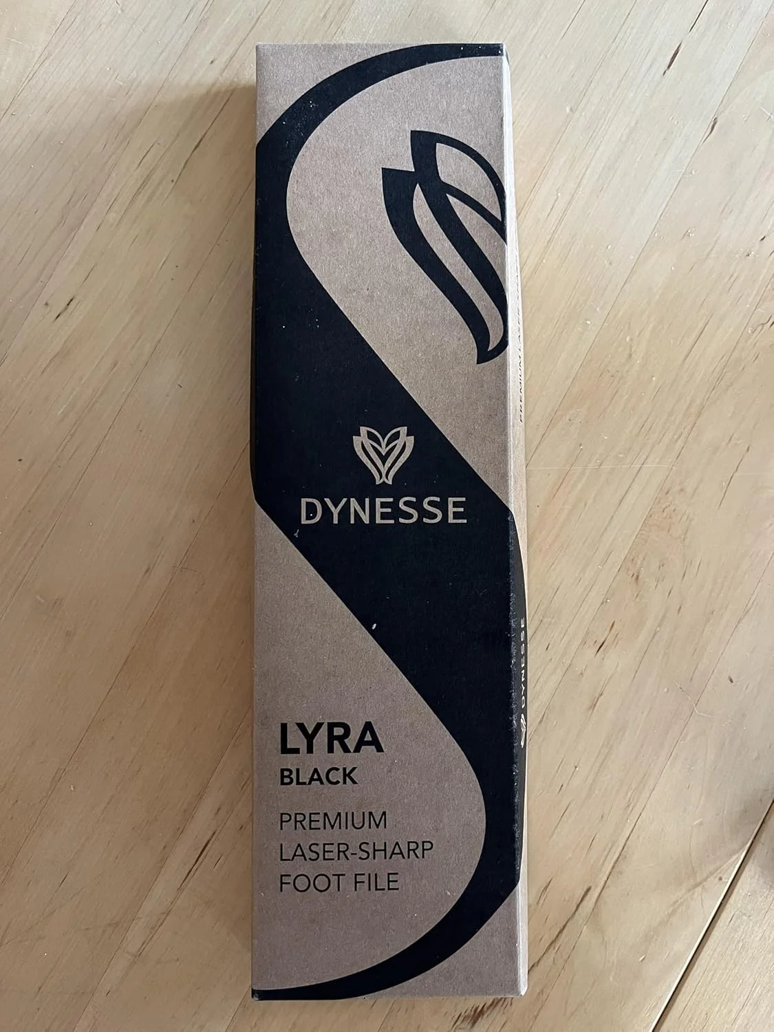 سوهان پدیکور لیزری نسل جدید DYNESSE. از بین برنده پینه پا. اسکرابر پا با طراحی ارگونومیک. لایه بردار استیل ضد زنگ پا برای اسپا و پدیکور. سنگ پا برای پا.