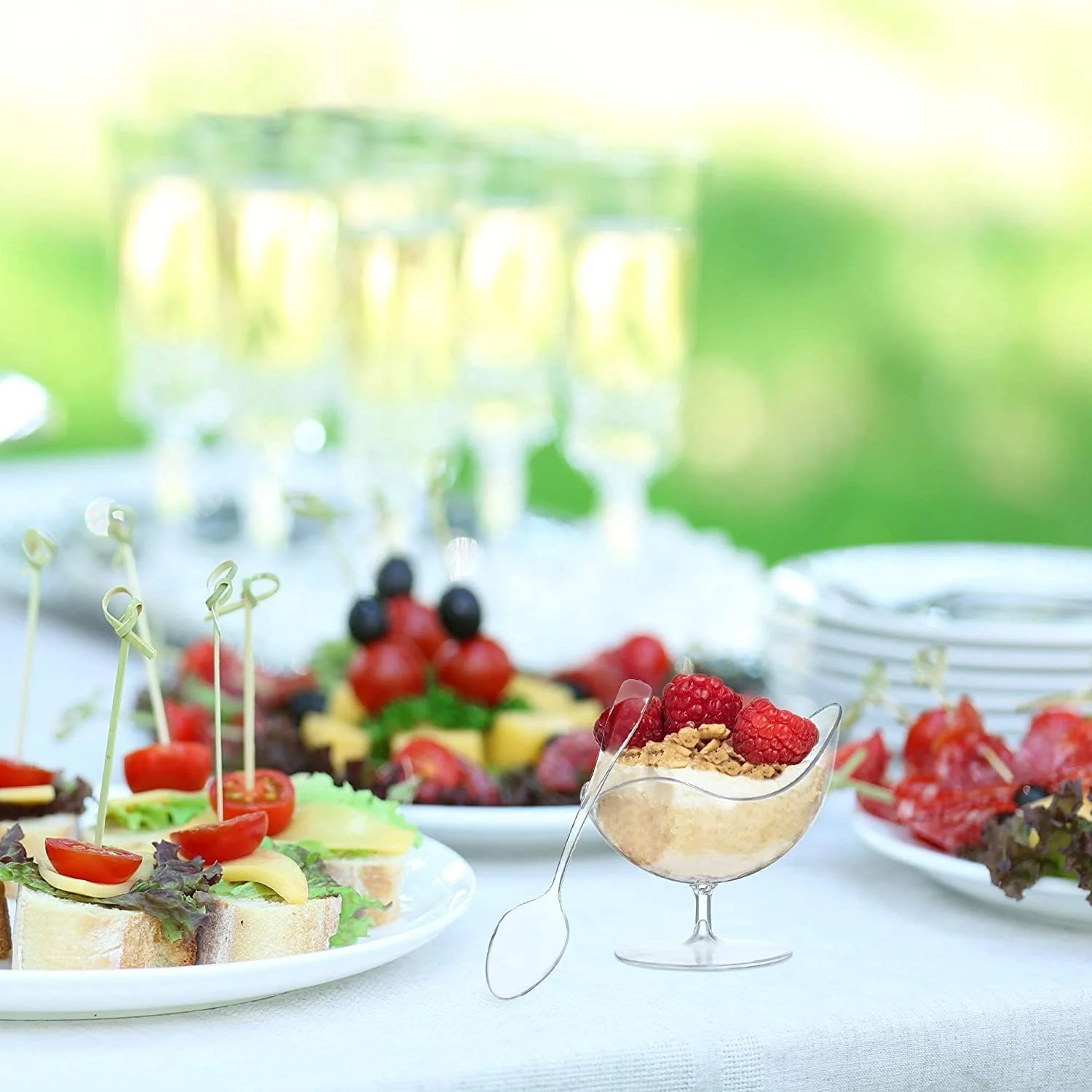 ظروف دسر اکسفور بسته 24 عددی به همراه 24 قاشق، مینی کاپ پایه دار صدف پلاستیکی، کاپ پیش غذا سخت شفاف، ظرف سرو پارفه، کاپ موس، مناسب برای دسر، پودینگ ظروف دسر اکسفور بسته 24 عددی به همراه 24 قاشق، مینی کاپ پایه دار صدف پلاستیکی، کاپ پیش غذا سخت شفاف، ظرف سرو پارفه، کاپ موس، مناسب برای دسر، پودینگ