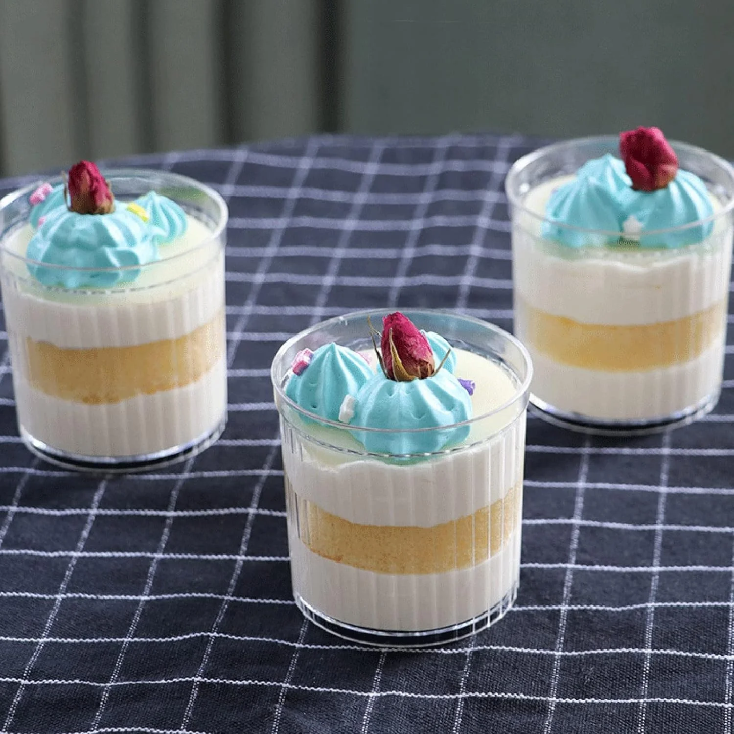 ایمنار کاسه دسر پلاستیکی، فنجان های مینی دسر با قاشق، فنجان مزه، لیوان دسر قابل استفاده مجدد برای پیش غذاهای دسر مهمانی، 50 عدد (رنگ: با بیلچه، اندازه: 50 عدد)