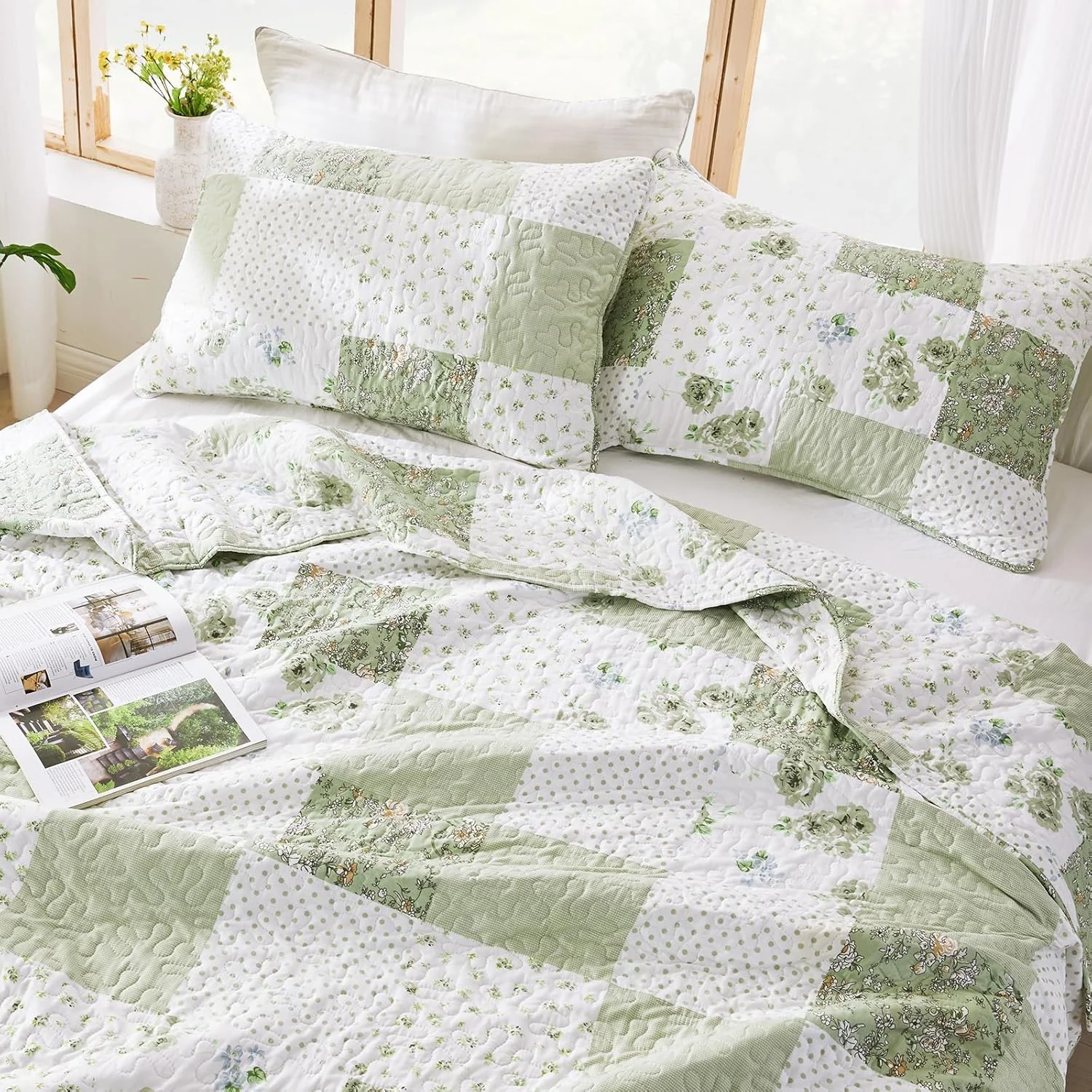 ست لحاف تکه دوزی شده طرح گلدار سبز VIVILINEN سایز کوئین/کامل، ست روتختی دو رو، ست روتختی 3 تکه، رو تختی با 2 روبالشی