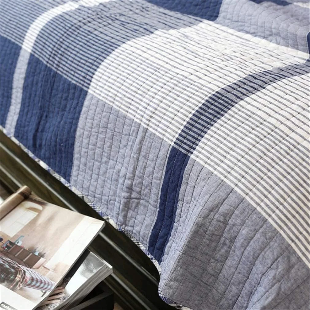 روتختی تکه دوزی شده طرح قدیمی، آبی سفید چهارخانه، روتختی و رومیزی پنبه ای سایز کینگ مناسب تخت دونفره، 3 تکه