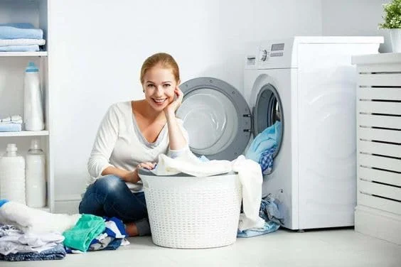 روتختی کینگ سایز 6 تکه Anglome مدل Ultrasonic - ست میکروفایبر بسیار نرم برس خورده - 1 روتختی (220x240 سانتی متر)، 1 ملحفه کش دار (180x200 سانتی متر)، 2 روبالشی (50x75 سانتی متر)، 2 رو کوسن (50x75 سانتی متر)