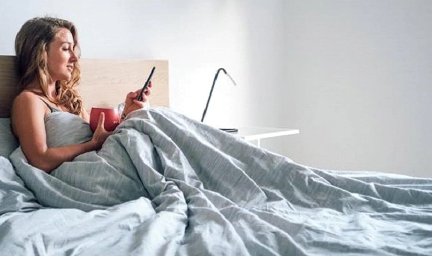 روتختی کینگ سایز 6 تکه Anglome Bedding مدل Ultrasonic - ست میکروفایبر فوق العاده نرم برس خورده - 1 روتختی (220x240 سانتی متر)، 1 ملحفه کش دار (180x200 سانتی متر)، 2 روبالشی (50x75 سانتی متر)، 2 شمس (50x75 سانتی متر)