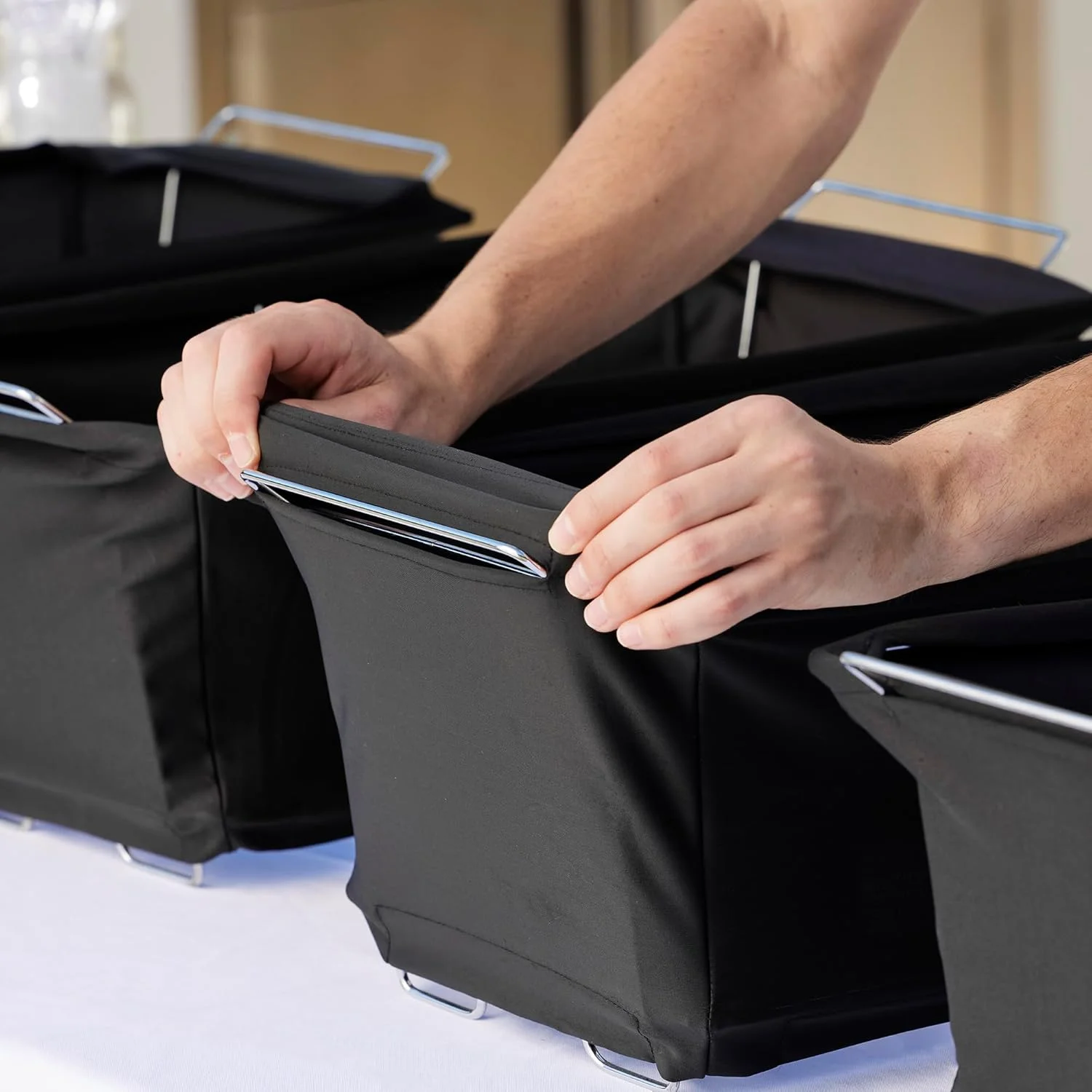 محافظ باد ظرف گرمکن غذا، روکش تزئینی گرم نگهدارنده غذا برای رویدادهای داخلی و خارجی، پارچه مقاوم در برابر شعله، مسدود کننده هوا، گرم نگهدارنده ظرف برای مهمانی ها، پذیرایی ها، بوفه ها - Chef Master 90081 (بسته 2 عددی) محافظ باد ظرف گرمکن غذا، روکش تزئینی گرم نگهدارنده غذا برای رویدادهای داخلی و خارجی، پارچه مقاوم در برابر شعله، مسدود کننده هوا، گرم نگهدارنده ظرف برای مهمانی ها، پذیرایی ها، بوفه ها - Chef Master 90081 (بسته 2 عددی)