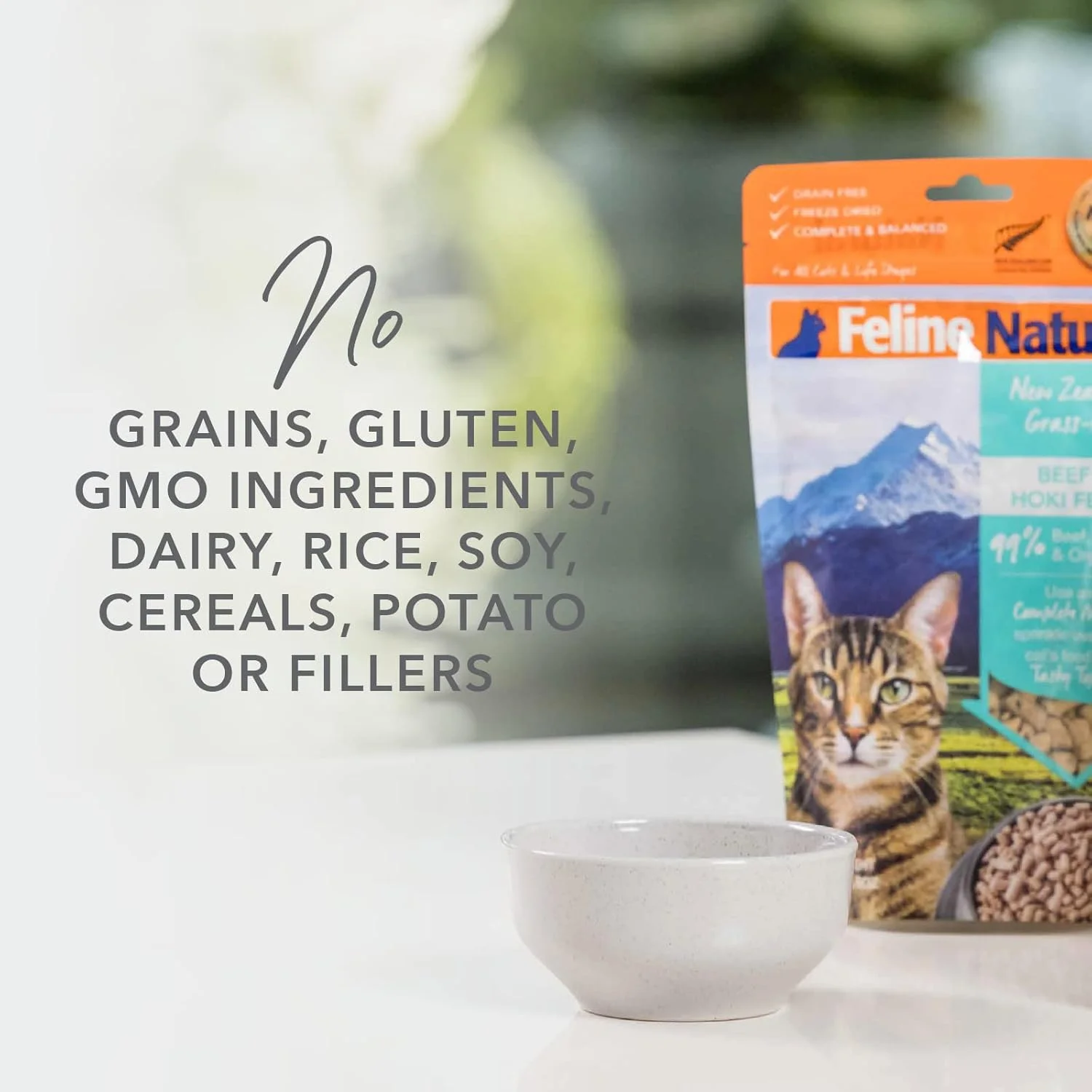 غذای خشک منجمد گربه با طعم بره و سالمون شاهی Feline Natural وزن 320 گرم غذای خشک منجمد گربه با طعم بره و سالمون شاهی Feline Natural وزن 320 گرم