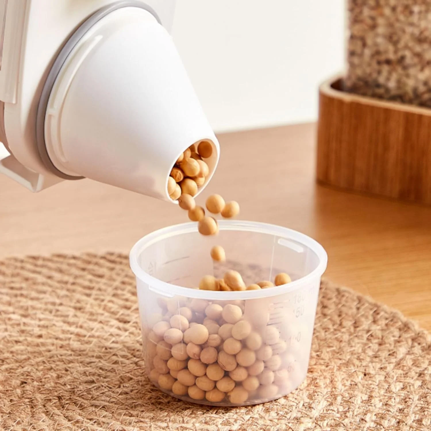 ظروف نگهداری آرد | ظرف ضد آب برنج با پیمانه اندازه گیری، لوازم آشپزخانه 2.5 لیتری دربسته، سطل غذا برای رستوران، حیوانات، مزرعه، خانه، انبار