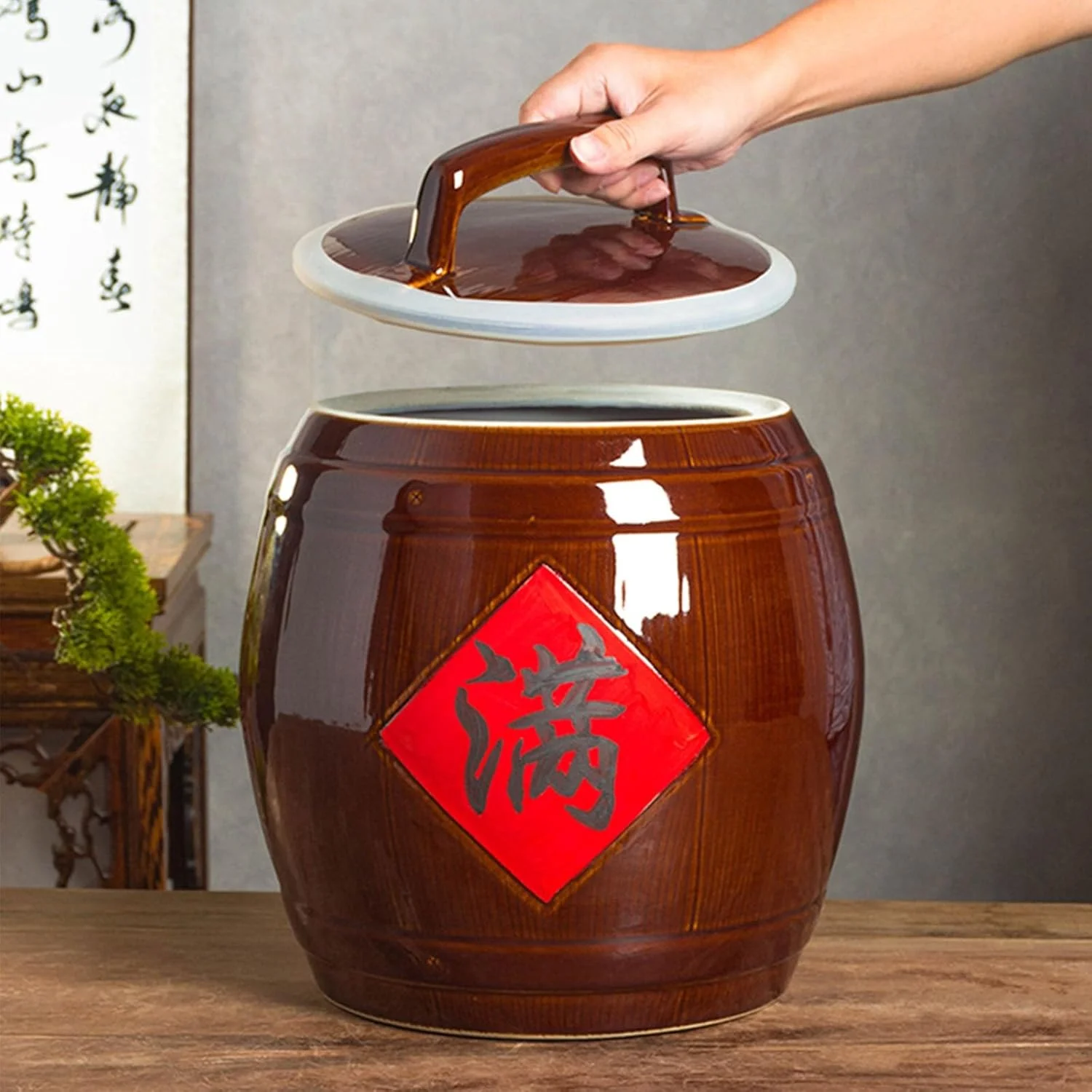 ظرف سرامیکی نگهداری مواد غذایی، ظرف کلاسیک نگهداری برنج، ظروف دربسته مواد غذایی، سطل سرامیکی برنج با درب، ظرف سرامیکی پخش کننده برنج، ظرف نگهداری مواد غذایی برای برنج، آرد، غذای حیوانات خانگی ظرف سرامیکی نگهداری مواد غذایی، ظرف کلاسیک نگهداری برنج، ظروف دربسته مواد غذایی، سطل سرامیکی برنج با درب، ظرف سرامیکی پخش کننده برنج، ظرف نگهداری مواد غذایی برای برنج، آرد، غذای حیوانات خانگی