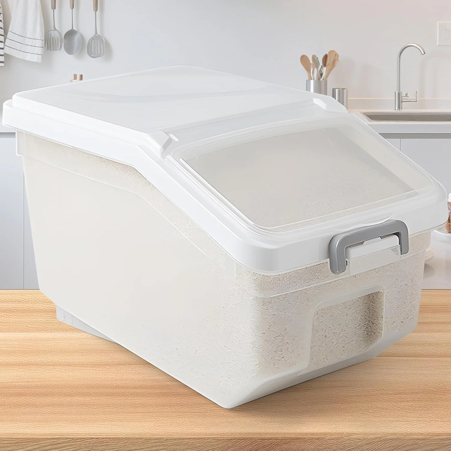 ظرف نگهداری برنج ANTOLE با درب، ظرف غذای بدون BPA و هواگیر، ظرف برنج با پیمانه اندازه گیری برای غلات، حبوبات، پخش کننده غلات، سطل برنج برای آشپزخانه (سفید - 25 کیلوگرم) ظرف نگهداری برنج ANTOLE با درب، ظرف غذای بدون BPA و هواگیر، ظرف برنج با پیمانه اندازه گیری برای غلات، حبوبات، پخش کننده غلات، سطل برنج برای آشپزخانه (سفید - 25 کیلوگرم)