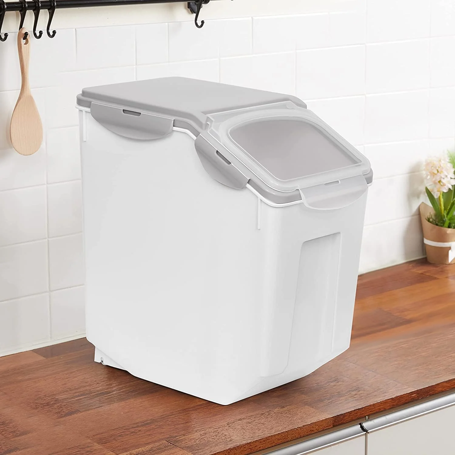 ظرف نگهداری برنج ABOUT SPACE با ظرفیت 15 کیلوگرم (دو عددی)، محفظه نگهداری برنج دربسته با پیمانه اندازه گیری - محفظه بشکه ای برنج - سازمان دهنده آشپزخانه ضد رطوبت برای غلات، حبوبات و غذای حیوانات خانگی - خاکستری، پلاستیکی