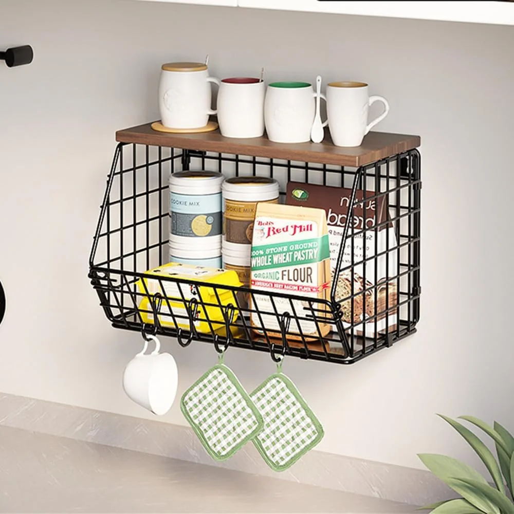 سبد میوه آویز دیواری sddjqy برای پیشخوان آشپزخانه، بسته 2 عددی، سبدهای سیمی قابل انباشتن برای سازماندهی با درب چوبی، سطل ذخیره سازی سیب زمینی و پیاز با قلاب موز برای محصولات گیاهی، مشکی + روستیک سبد میوه آویز دیواری sddjqy برای پیشخوان آشپزخانه، بسته 2 عددی، سبدهای سیمی قابل انباشتن برای سازماندهی با درب چوبی، سطل ذخیره سازی سیب زمینی و پیاز با قلاب موز برای محصولات گیاهی، مشکی + روستیک