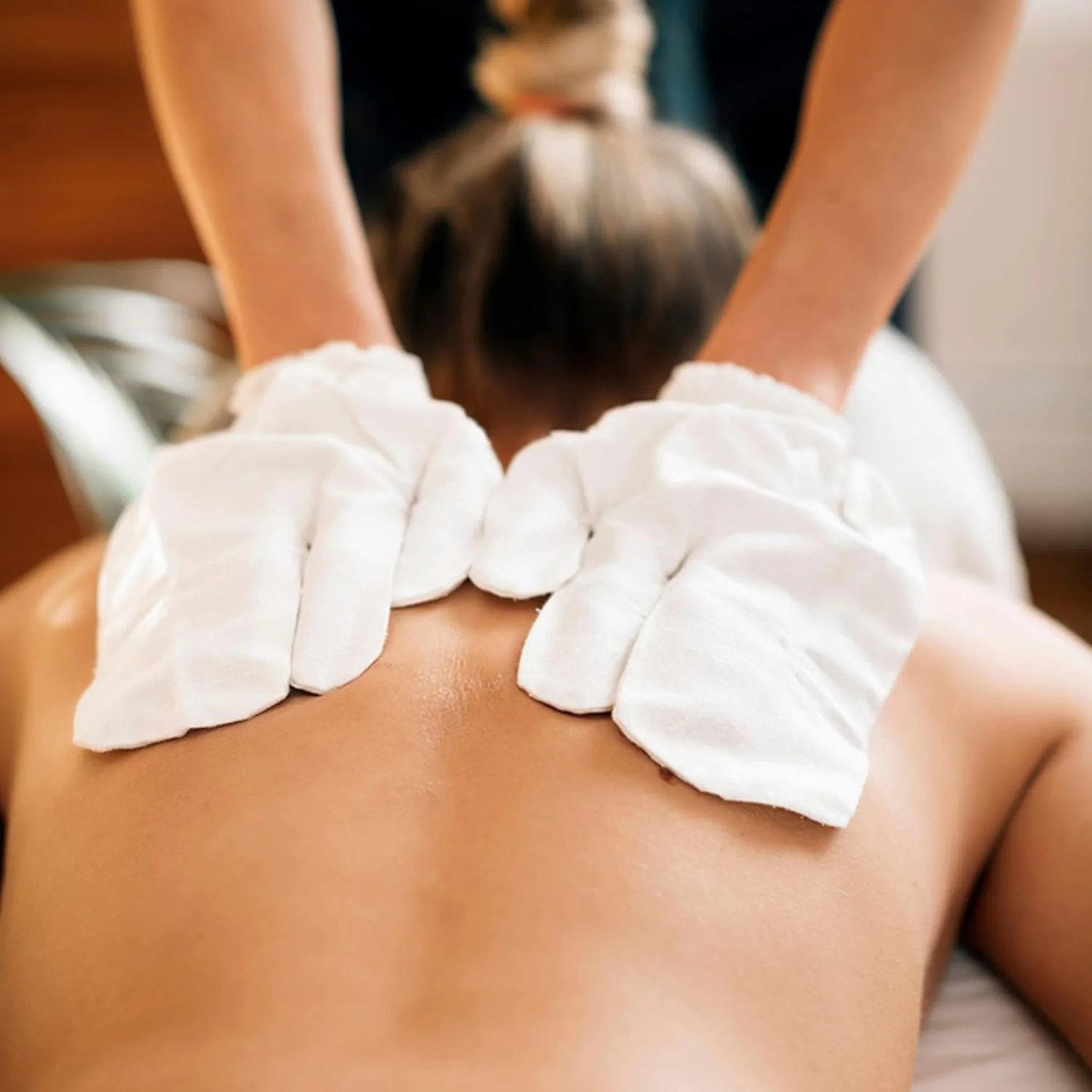 Healm (سایز آزاد، طبیعی) - دستکش های گارشانای ابریشم خام 100% - برس خشک برای بدن و صورت به همراه نمودار آموزشی Healm (سایز آزاد، طبیعی) - دستکش های گارشانای ابریشم خام 100% - برس خشک برای بدن و صورت به همراه نمودار آموزشی