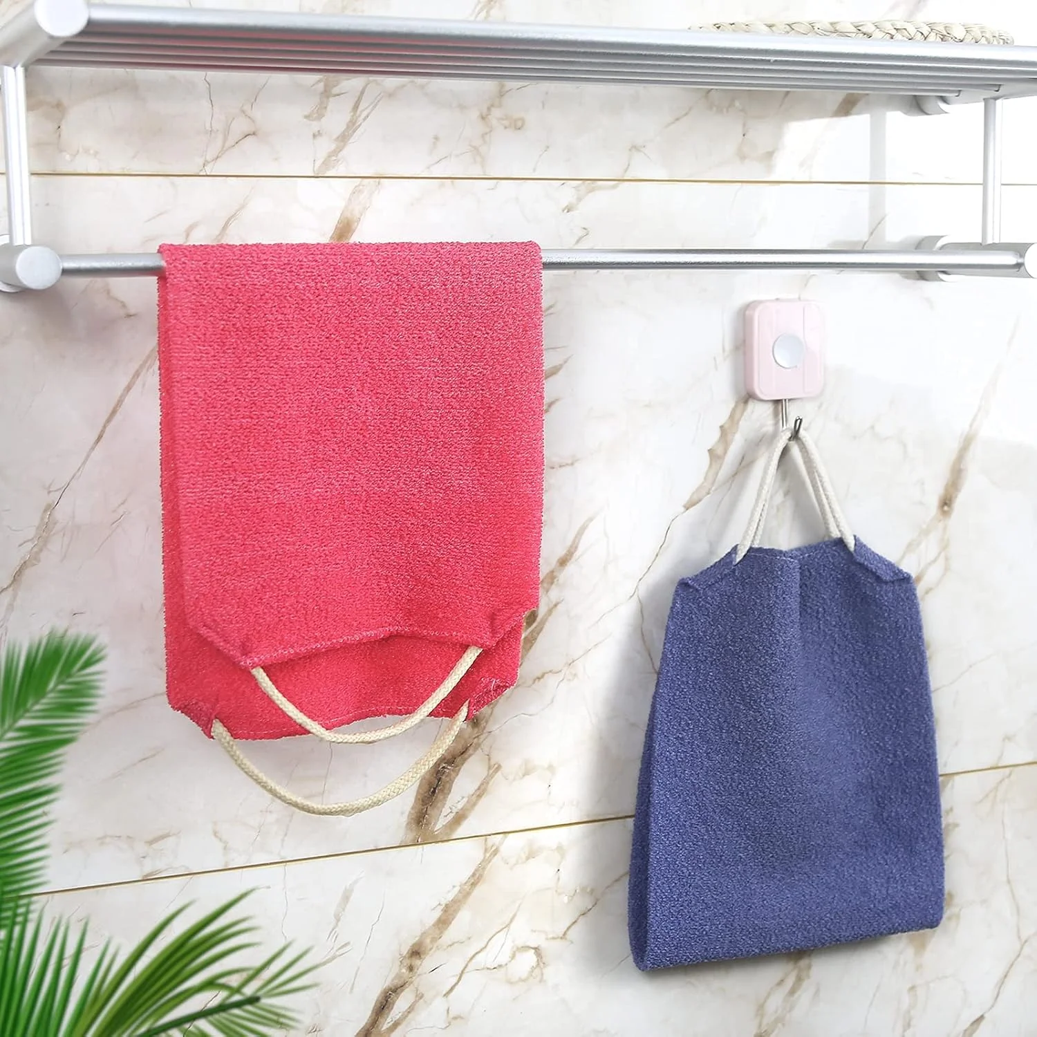 لیف اسکراب لایه بردار پشت اِوریدوِر با دسته، دو طرفه برای شستشوی عمیق بدن، ماساژ پوست و تحریک گردش خون، مناسب آقایان و بانوان، سایز آزاد (لیف پشت) لیف اسکراب لایه بردار پشت اِوریدوِر با دسته، دو طرفه برای شستشوی عمیق بدن، ماساژ پوست و تحریک گردش خون، مناسب آقایان و بانوان، سایز آزاد (لیف پشت)