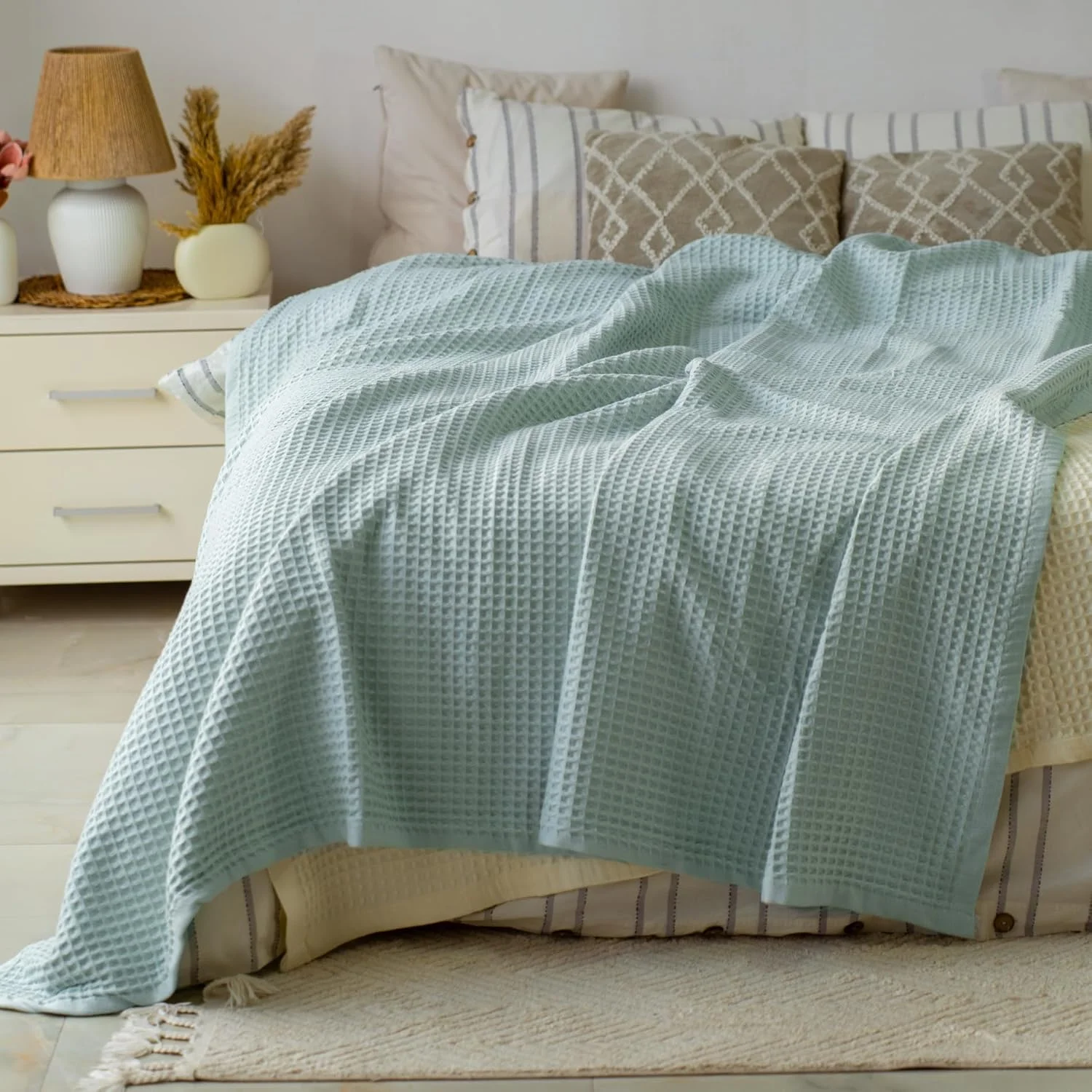 Lavien Home 700 GSM 100% Cotton Waffle Weave Bedspread, Natural Material Washed Blanket, 90x90 Inches (Sage Green, 90" x 90")
