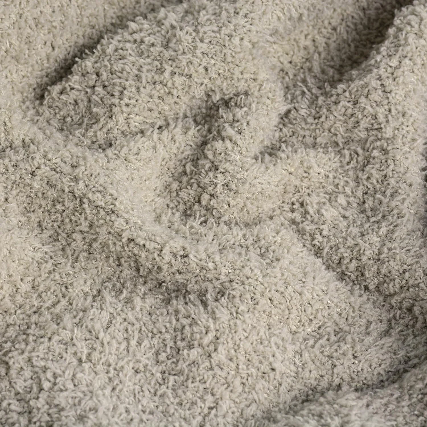 پتوی بافتنی نرم و راحت جوجا، پتوی مخملی نرم و لطیف سایز کوئین، پتوی لوکس تختخوابی 228x228 سانتی متر، رنگ طوسی مایل به قهوه ای