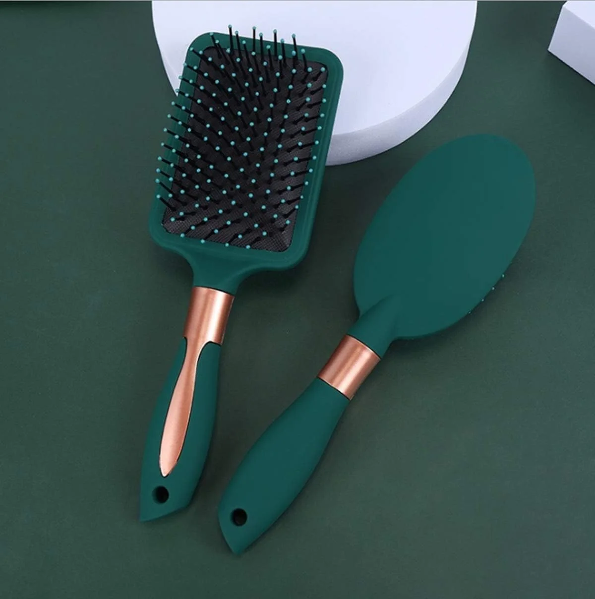 ست برس مو U-HOOME شامل برس مویی با پین های نایلونی ضد گره، برس پارویی ماساژور، شانه های مو و برس سشوار برای زنان، مردان، کودکان و دختران، 4 عدد ست برس مو U-HOOME شامل برس مویی با پین های نایلونی ضد گره، برس پارویی ماساژور، شانه های مو و برس سشوار برای زنان، مردان، کودکان و دختران، 4 عدد