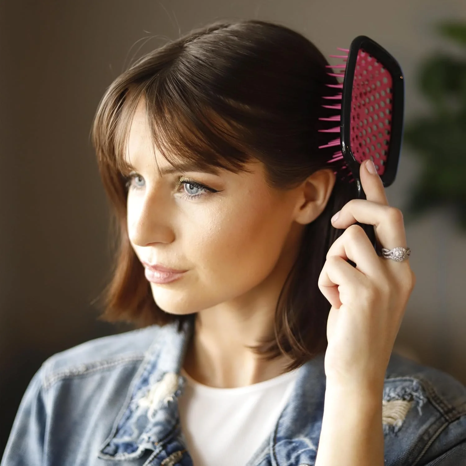 FHI HEAT Unbrush Wet & Dry Vented Detangling Hair Brush, Pink FHI HEAT Unbrush Wet & Dry Vented Detangling Hair Brush, Pink