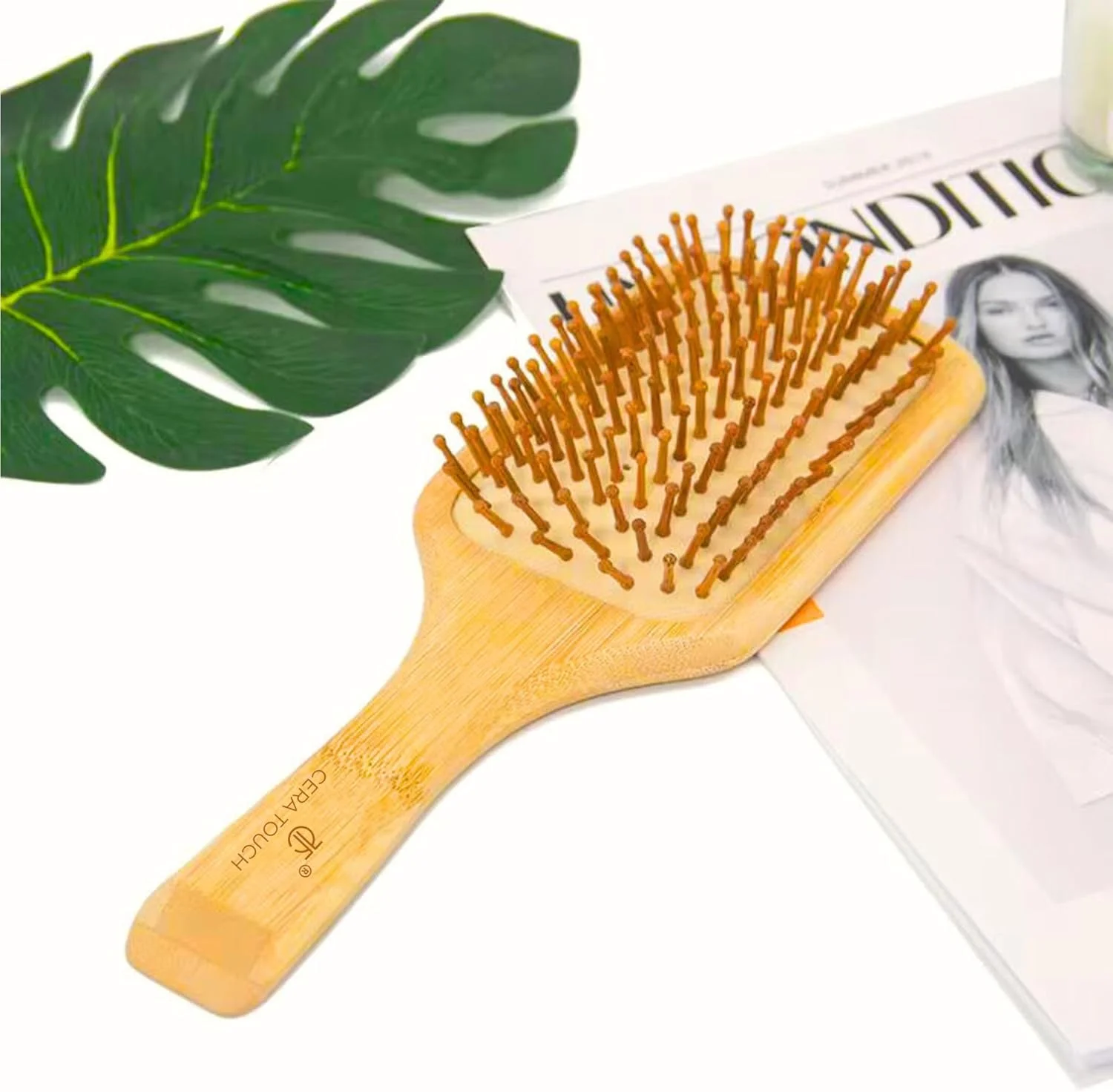 برس مو بامبو Cera Touch - برس مو چوبی برای زنان و مردان، ضد وز و گره خوردگی و ماساژور پوست سر، برس مو چوبی بالشتکی با کیفیت سالن برای موهای صاف و سالم. برس مو بامبو Cera Touch - برس مو چوبی برای زنان و مردان، ضد وز و گره خوردگی و ماساژور پوست سر، برس مو چوبی بالشتکی با کیفیت سالن برای موهای صاف و سالم.