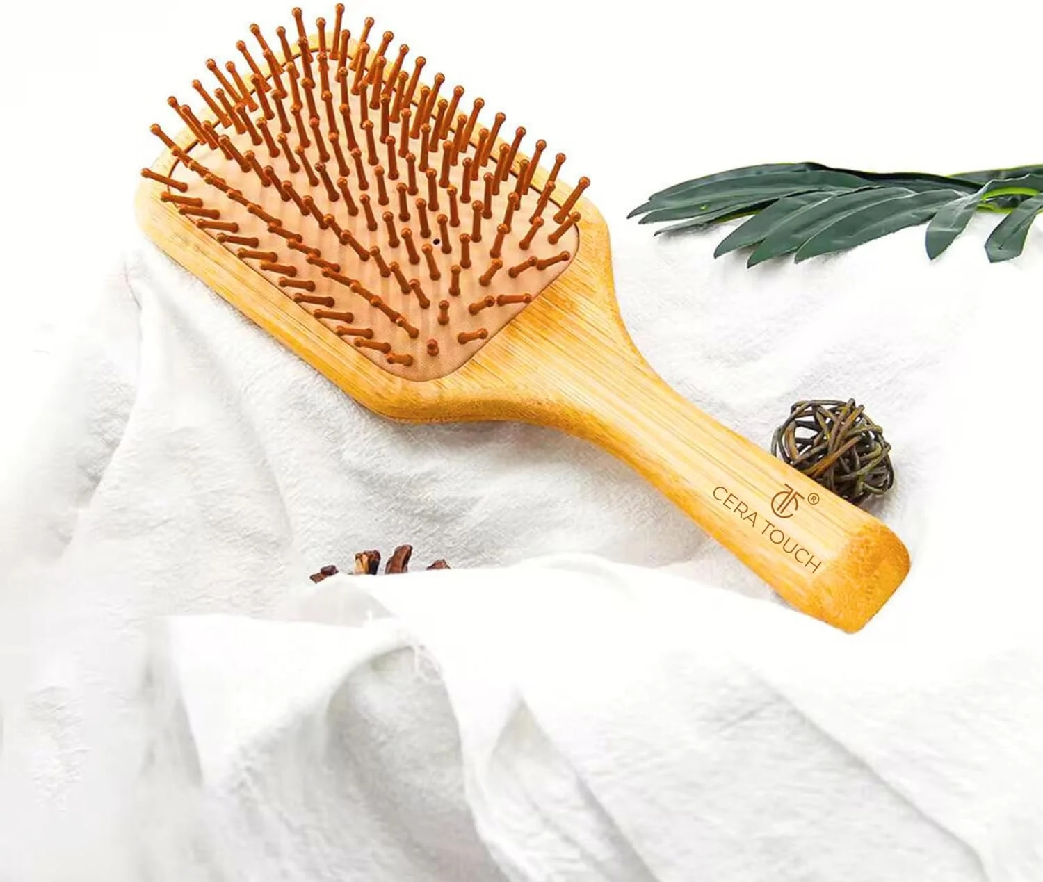 برس مو بامبو Cera Touch - برس مو چوبی برای زنان و مردان، ضد وز و گره خوردگی و ماساژور پوست سر، برس مو چوبی بالشتکی با کیفیت سالن برای موهای صاف و سالم. برس مو بامبو Cera Touch - برس مو چوبی برای زنان و مردان، ضد وز و گره خوردگی و ماساژور پوست سر، برس مو چوبی بالشتکی با کیفیت سالن برای موهای صاف و سالم.