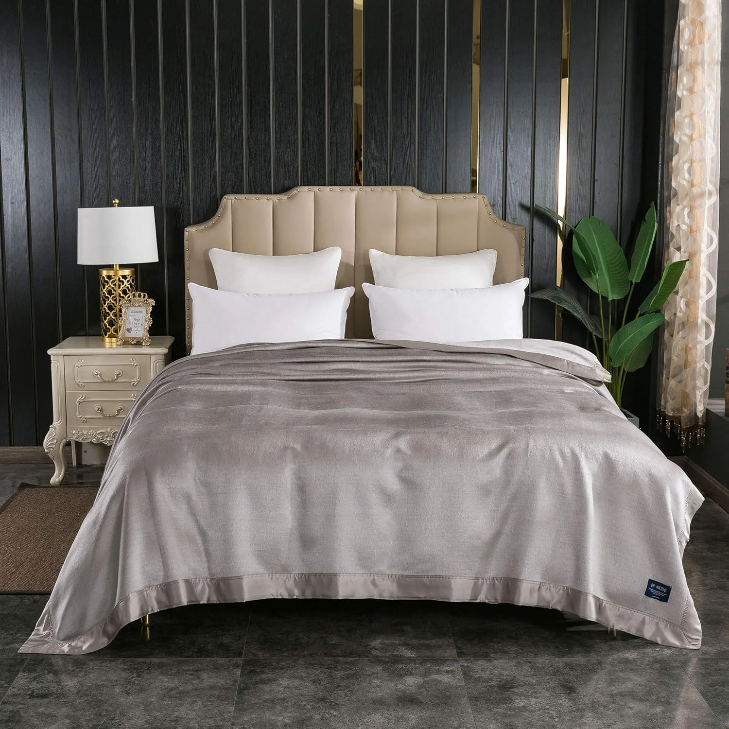 پتوی ابریشم خالص لوکس EP Mode با حاشیه ابریشم شارموز (خاکستری سنگی، یک نفره 167 x 223 سانتی متر) پتوی ابریشم خالص لوکس EP Mode با حاشیه ابریشم شارموز (خاکستری سنگی، یک نفره 167 x 223 سانتی متر)