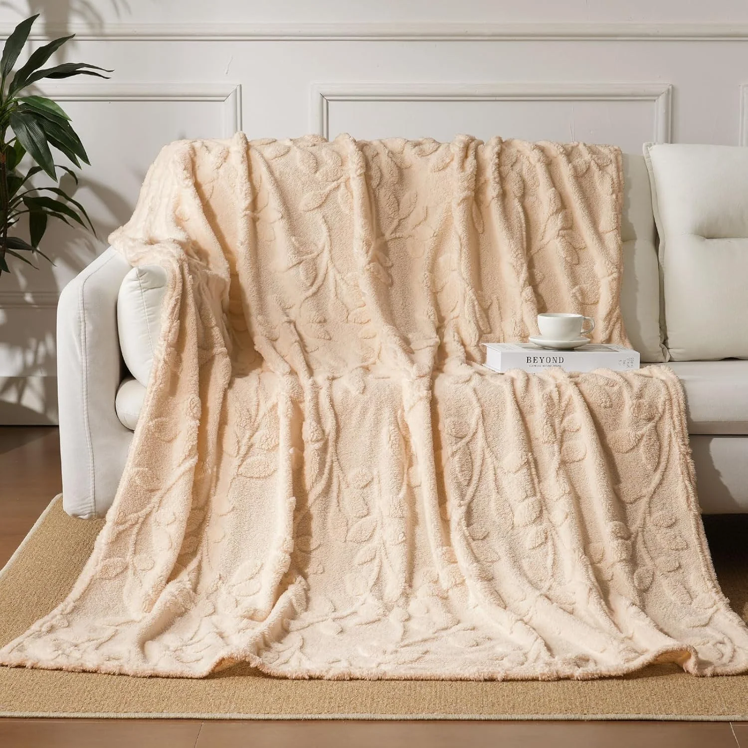 پتوی نرم و لطیف میاکر، 100 × 150 سانتی متر، روانداز، پتوی مبل، پتوی پشمی نرم و گرم برای تخت و کاناپه، اتاق نشیمن و پتوهای نوازشی، پتو (برگ بژ قهوه ای، عرض 200 × طول 230 سانتی متر) پتوی نرم و لطیف میاکر، 100 × 150 سانتی متر، روانداز، پتوی مبل، پتوی پشمی نرم و گرم برای تخت و کاناپه، اتاق نشیمن و پتوهای نوازشی، پتو (برگ بژ قهوه ای، عرض 200 × طول 230 سانتی متر)