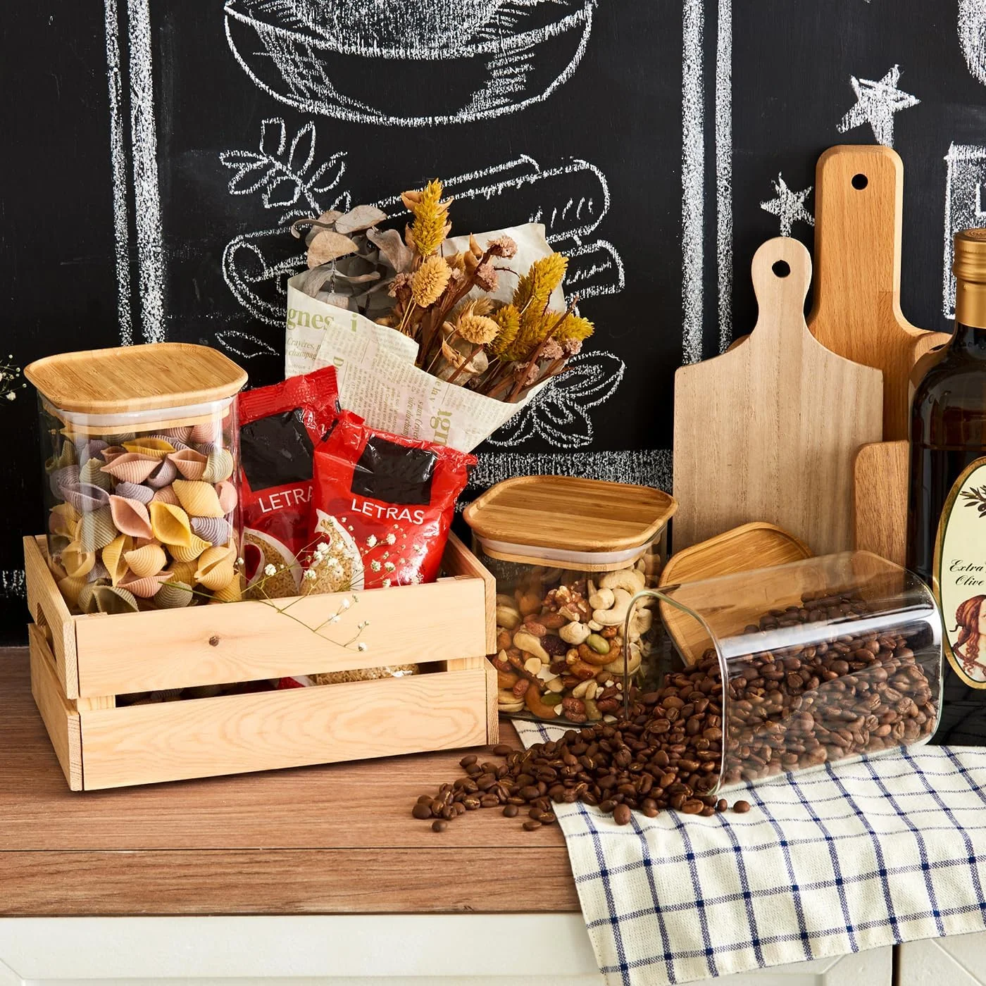 ست 5 تکه شیشه ای شفاف EZOWare، ظروف مربعی درب دار برای نگهداری مواد غذایی مانند آبنبات، کلوچه، برنج، شکر، آرد، پاستا و آجیل - 710ml / 1005ml / 1300ml ست 5 تکه شیشه ای شفاف EZOWare، ظروف مربعی درب دار برای نگهداری مواد غذایی مانند آبنبات، کلوچه، برنج، شکر، آرد، پاستا و آجیل - 710ml / 1005ml / 1300ml