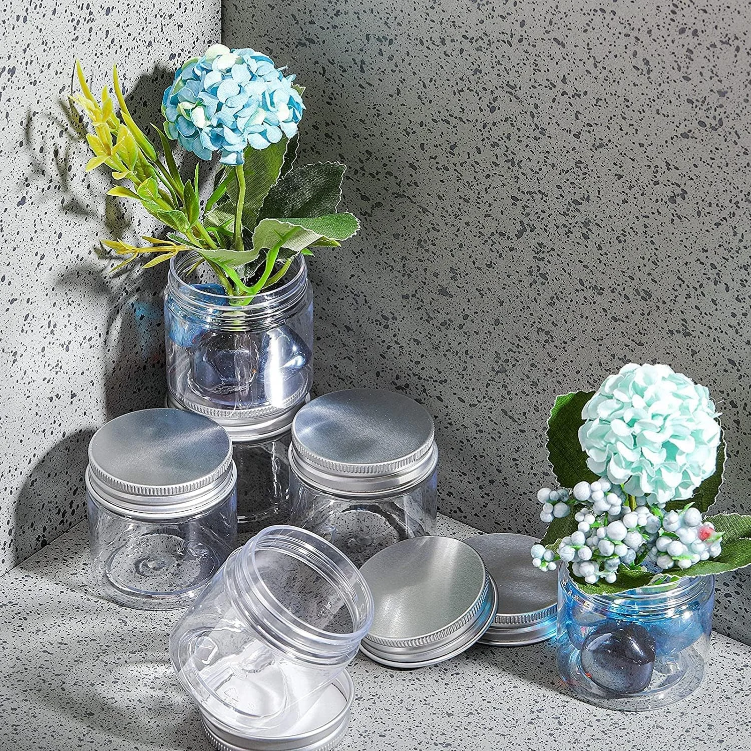 ظروف پلاستیکی 18 عددی 100 میلی لیتری استار کوک، ظروف شفاف برای نگهداری، ظروف لوازم آرایشی قابل شارژ، ظروف نگهداری آشپزخانه با درب برای لوازم آرایشی، مواد غذایی و ادویه جات (درب نقره ای، 6.5 x 6.5 x 5 سانتی متر)