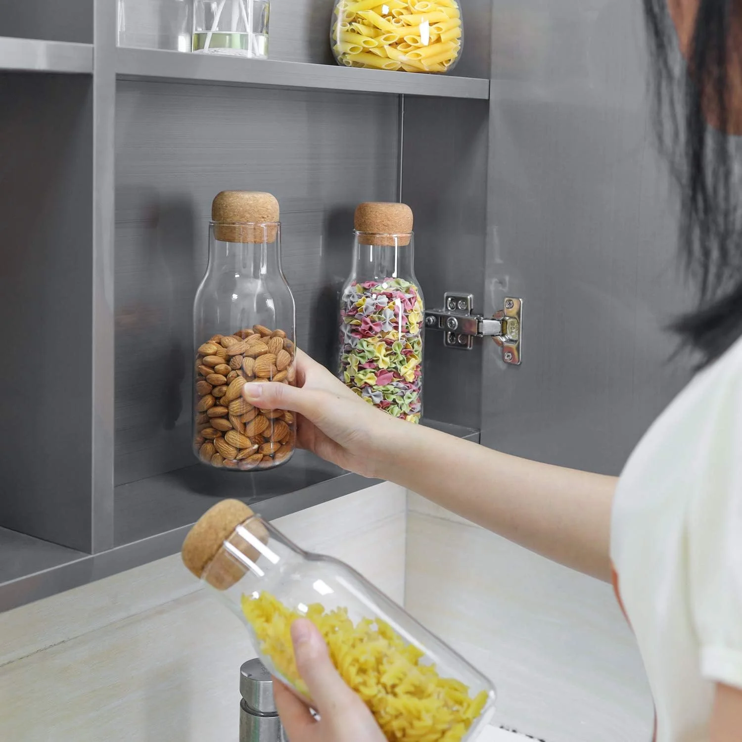 ست 3 عددی ظرف نگهداری مواد غذایی شیشه ای ComSaf با درب چوب پنبه ای (700 میلی لیتر)، ظرف شیشه ای شفاف با درب چوب پنبه ای گرد برای نگهداری چای، قهوه، شکر، آرد و ادویه جات در آشپزخانه