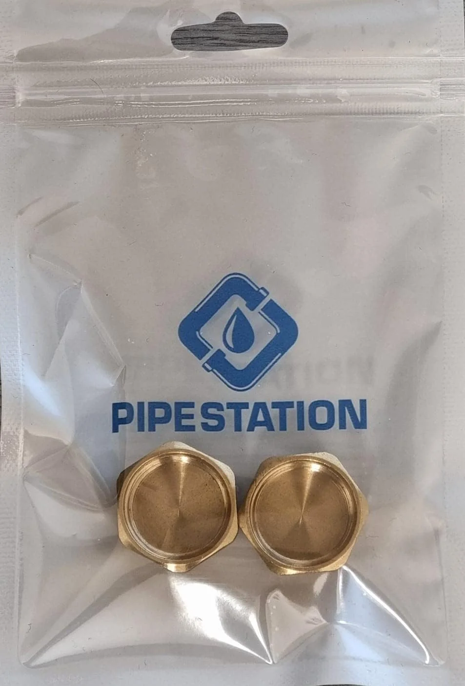 درپوش کورکننده اتصالات 15 میلی متری Pipestation® با رزوه مادگی 1/2 اینچ - بسته 2 عددی | اتصالات لوله کشی فشاری | درپوش های مهره ای کورکننده برنجی شش گوش | درپوش مسدود کننده 1/2 اینچی | درپوش های اتصالات برنجی | درپوش اتصالات لوله