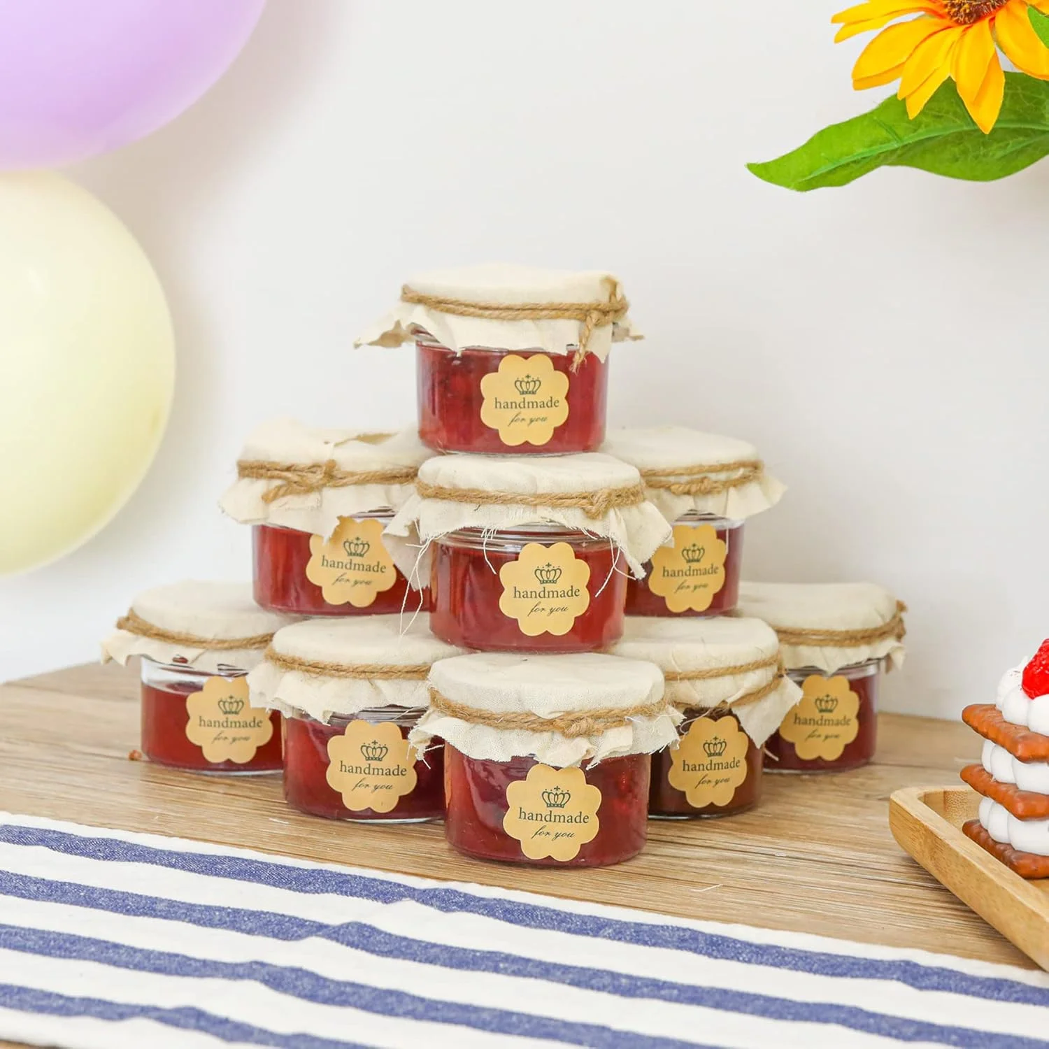 شیشه های مربا کوچک ComSaf، 120 میلی لیتری - بسته 8 عددی، شیشه مربا با دهانه معمولی به همراه درب و حلقه های آب بندی، شیشه شیشه ای کوچک برای ادویه، مربا، عسل، ژله، دسر، گیفت عروسی، دکور شمع های دست ساز