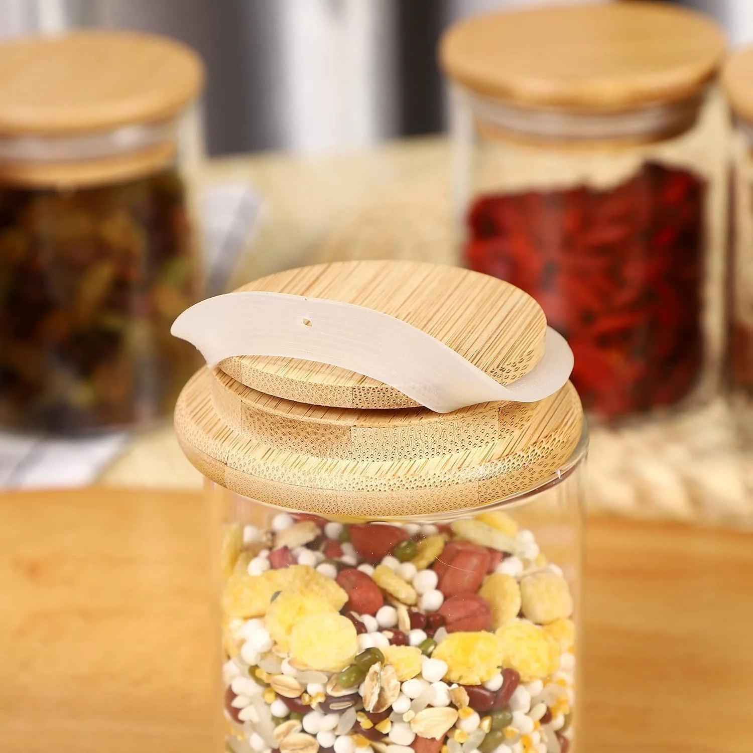 ظروف شیشه ای شفاف آشپزخانه - ظروف شیشه ای 170 گرمی با درب های بامبوی محکم برای انبار، تنقلات، قهوه، ادویه جات و موارد دیگر - مجموعه 6 عددی، قابل شستشو در ماشین ظرفشویی، راه حل نگهداری عالی
