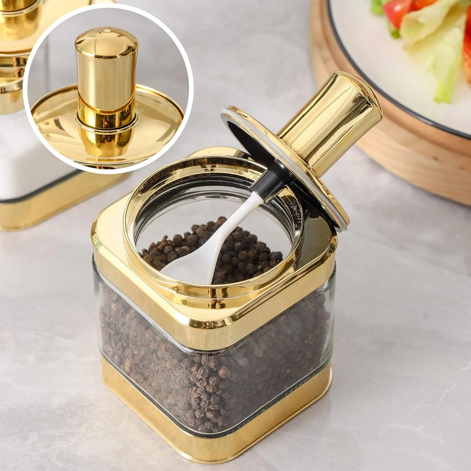 ظروف ادویه شیشه ای BETTWILL، ظروف درب دار و قاشق دار (320 میلی لیتر)، ظرف نمک طلایی، ست 2 عددی جعبه چاشنی برای شکر، فلفل، مناسب برای پیشخوان آشپزخانه، ظرف شکر قهوه ای. ظروف ادویه شیشه ای BETTWILL، ظروف درب دار و قاشق دار (320 میلی لیتر)، ظرف نمک طلایی، ست 2 عددی جعبه چاشنی برای شکر، فلفل، مناسب برای پیشخوان آشپزخانه، ظرف شکر قهوه ای.