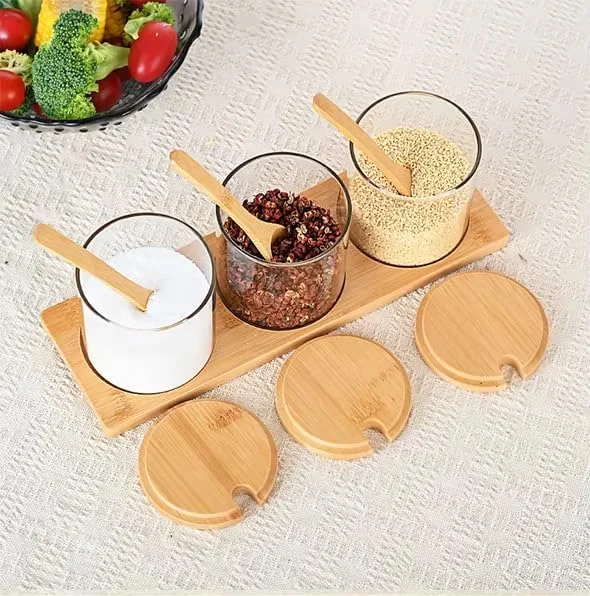 ست 3 عددی شیشه های درب بامبو و قاشق دار 300 میلی لیتری، ظروف شیشه ای درب دار مناسب نگهداری مواد غذایی و ادویه جات آشپزخانه