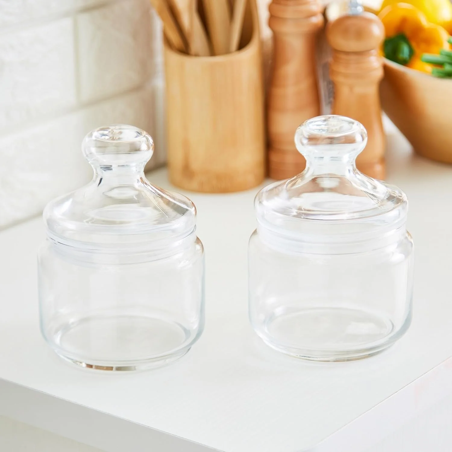 ظرف شیشه ای درب دار ONMART | ظرف شیشه ای درب محکم برای نگهداری پاستا، شیرینی، تشویقی سگ، تنقلات و موارد دیگر | ظروف شیشه ای برای سازماندهی آشپزخانه و قفسه ادویه، شیشه های داروخانه ای 500 میلی لیتری، ست 2 عددی