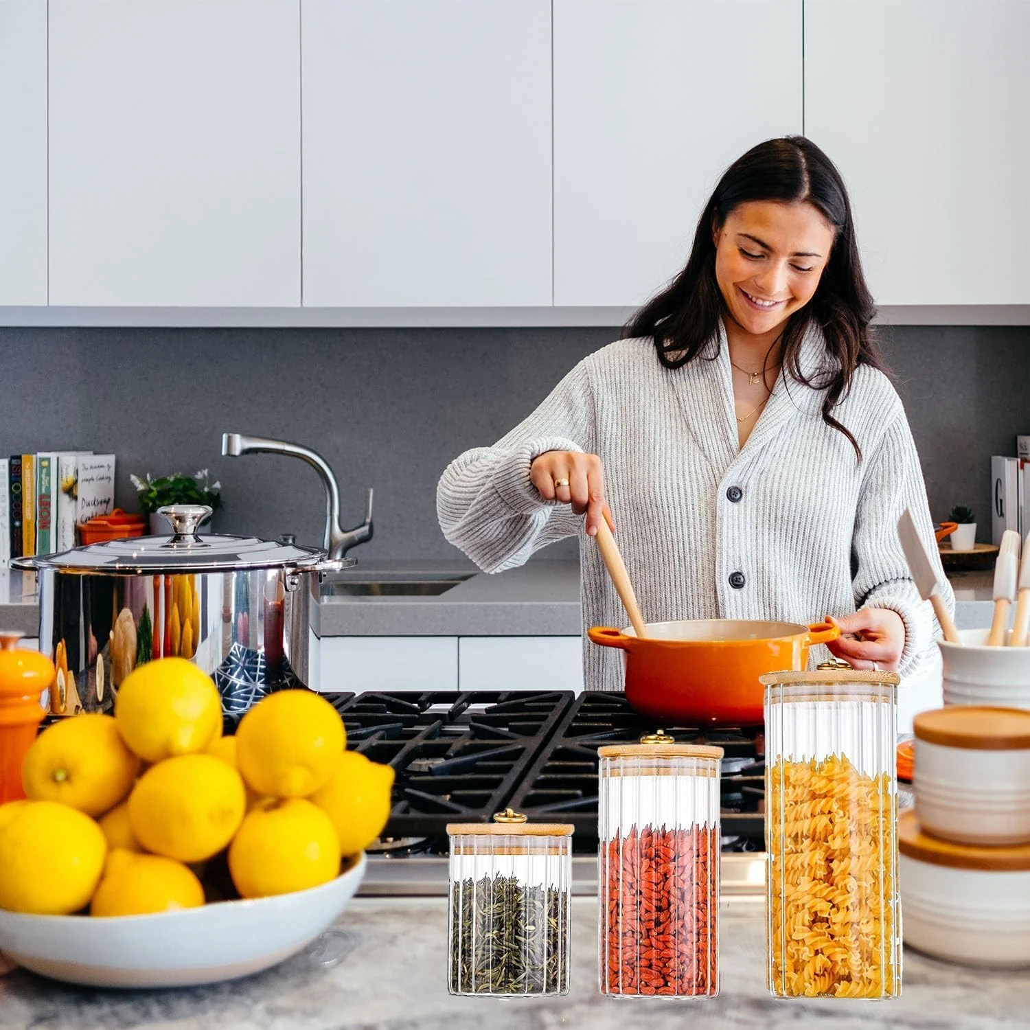 ظرف نگهداری درب بامبو با دسته فلزی، ظروف شیشه ای شفاف، برای نگهداری مواد غذایی در آشپزخانه، مناسب برای آبنبات، پاستا، جو دوسر، ادویه جات ظرف نگهداری درب بامبو با دسته فلزی، ظروف شیشه ای شفاف، برای نگهداری مواد غذایی در آشپزخانه، مناسب برای آبنبات، پاستا، جو دوسر، ادویه جات