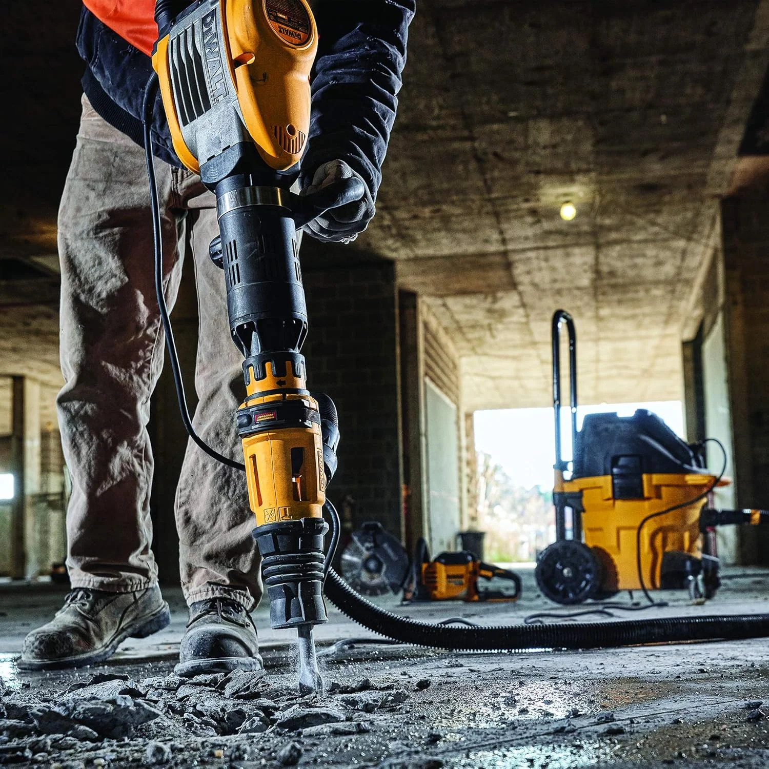 چکش تخریب 1600 وات DEWALT D25951K-QS چکش تخریب 1600 وات DEWALT D25951K-QS