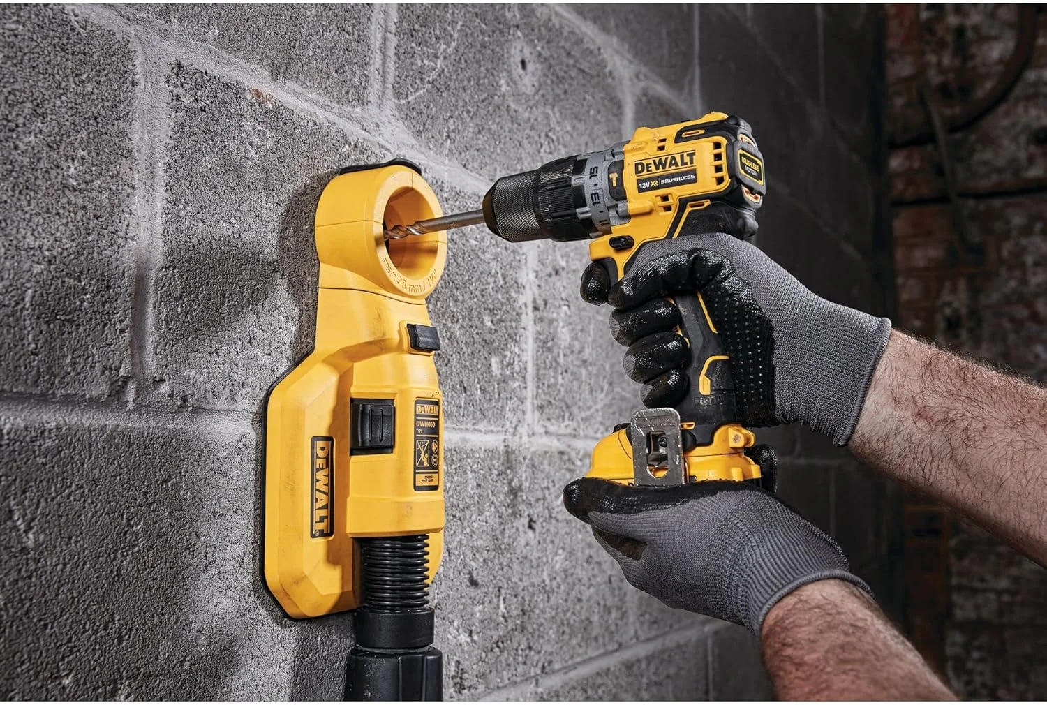 دریل ضربه ای شارژی DEWALT DCD706D2-QW، 12 ولت/2 آمپر ساعت، مشکی/زرد