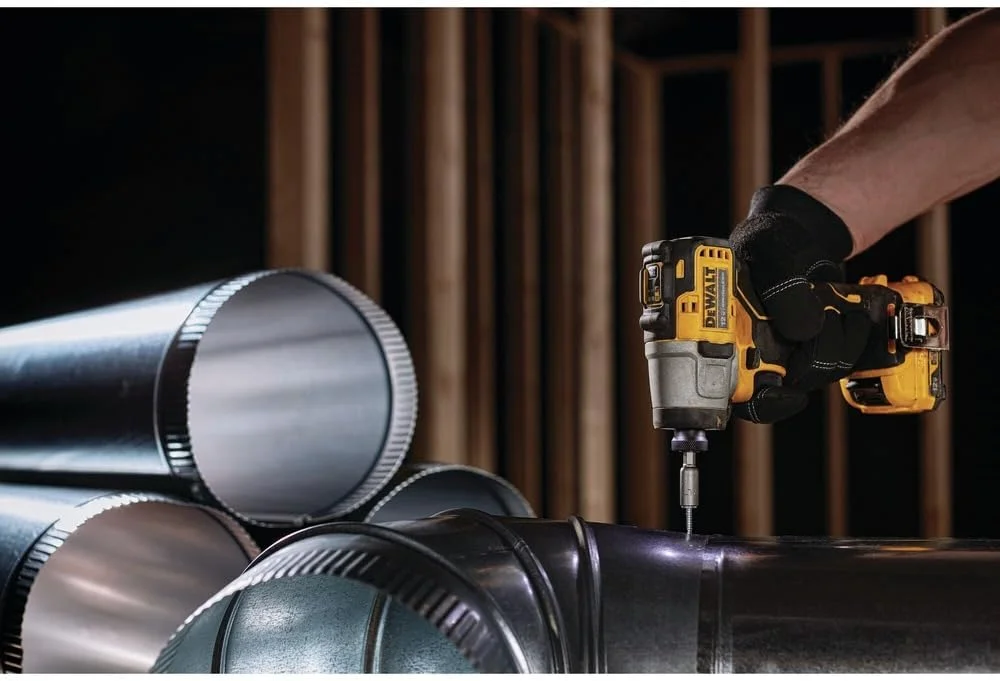 دریل پیچ گوشتی ضربه ای شارژی 12 ولت مکس* DEWALT XTREME، بی سیم، 1/4 اینچ، فقط ابزار (DCF801B)