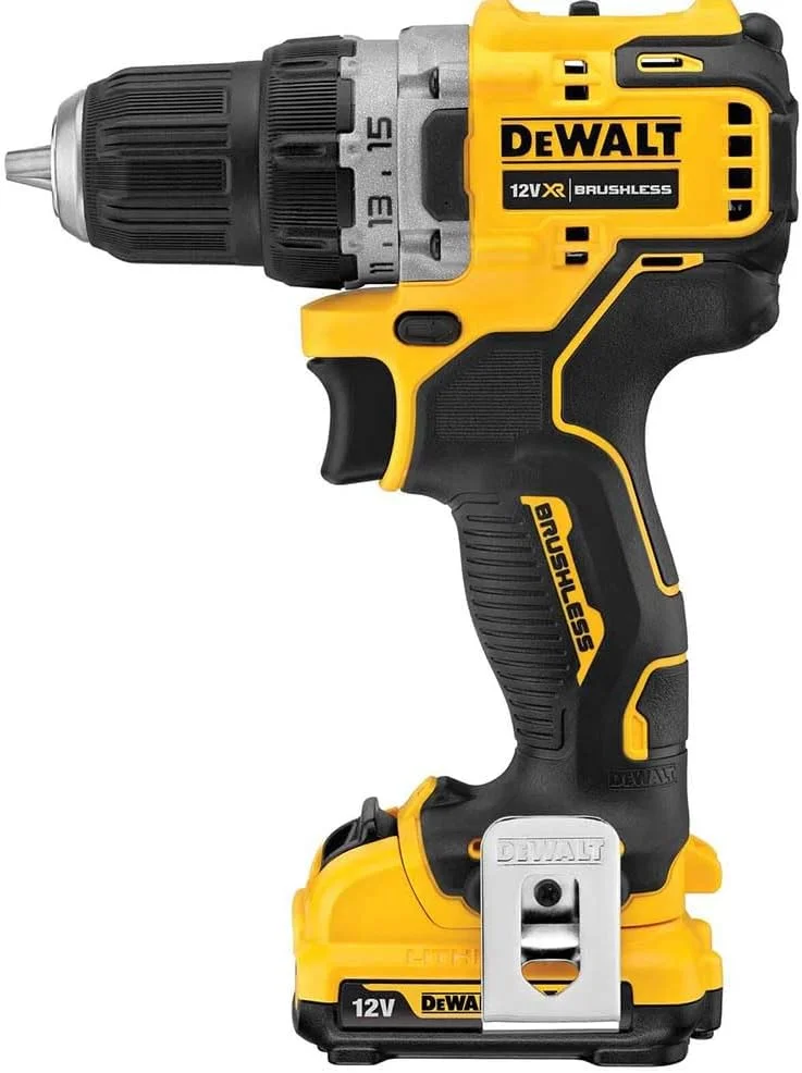 دریل پیچ گوشتی شارژی براشلس 12 ولت DeWalt، جمع و جور، بی سیم، 2 عدد باتری 2 آمپر ساعت و شارژر، زرد/مشکی، DCD701D2-GB دریل پیچ گوشتی شارژی براشلس 12 ولت DeWalt، جمع و جور، بی سیم، 2 عدد باتری 2 آمپر ساعت و شارژر، زرد/مشکی، DCD701D2-GB