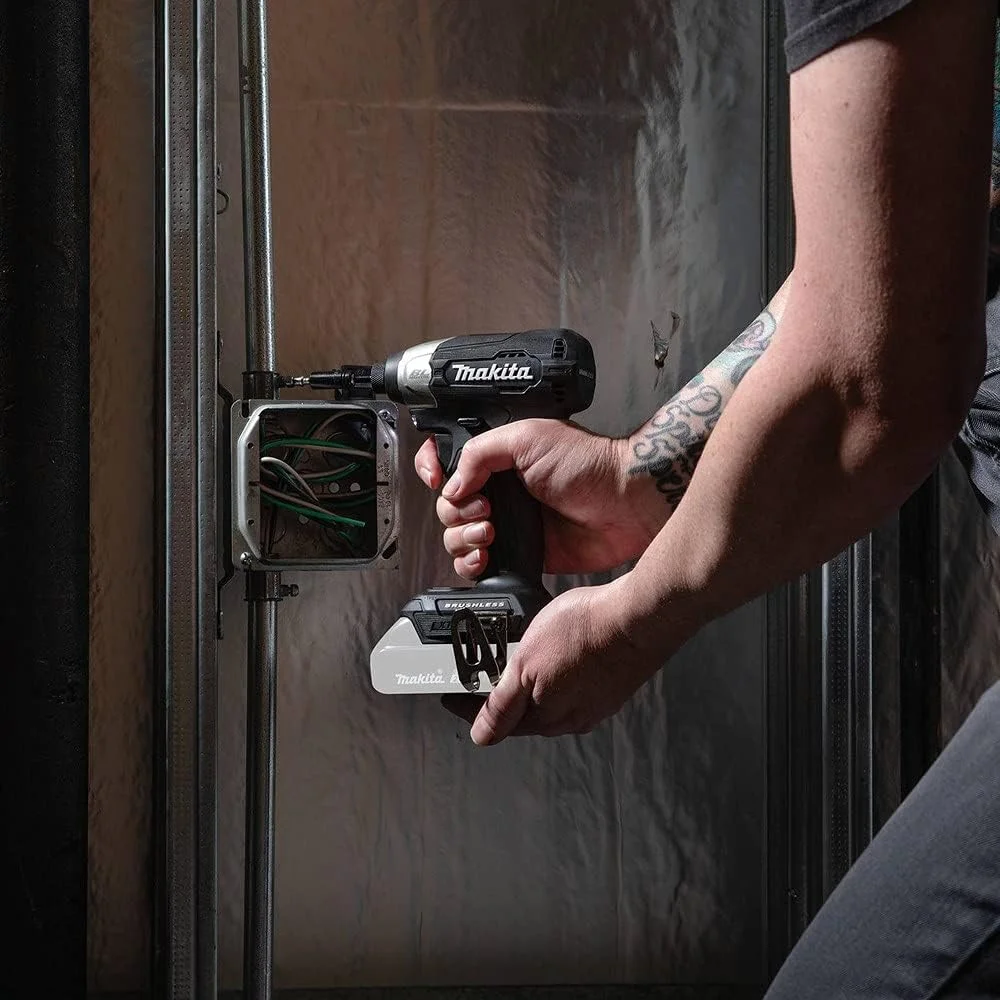 دریل ضربه ای شارژی فوق فشرده و بدون برس Makita XDT18ZB 18V LXT لیتیوم-یون، فقط ابزار، مشکی