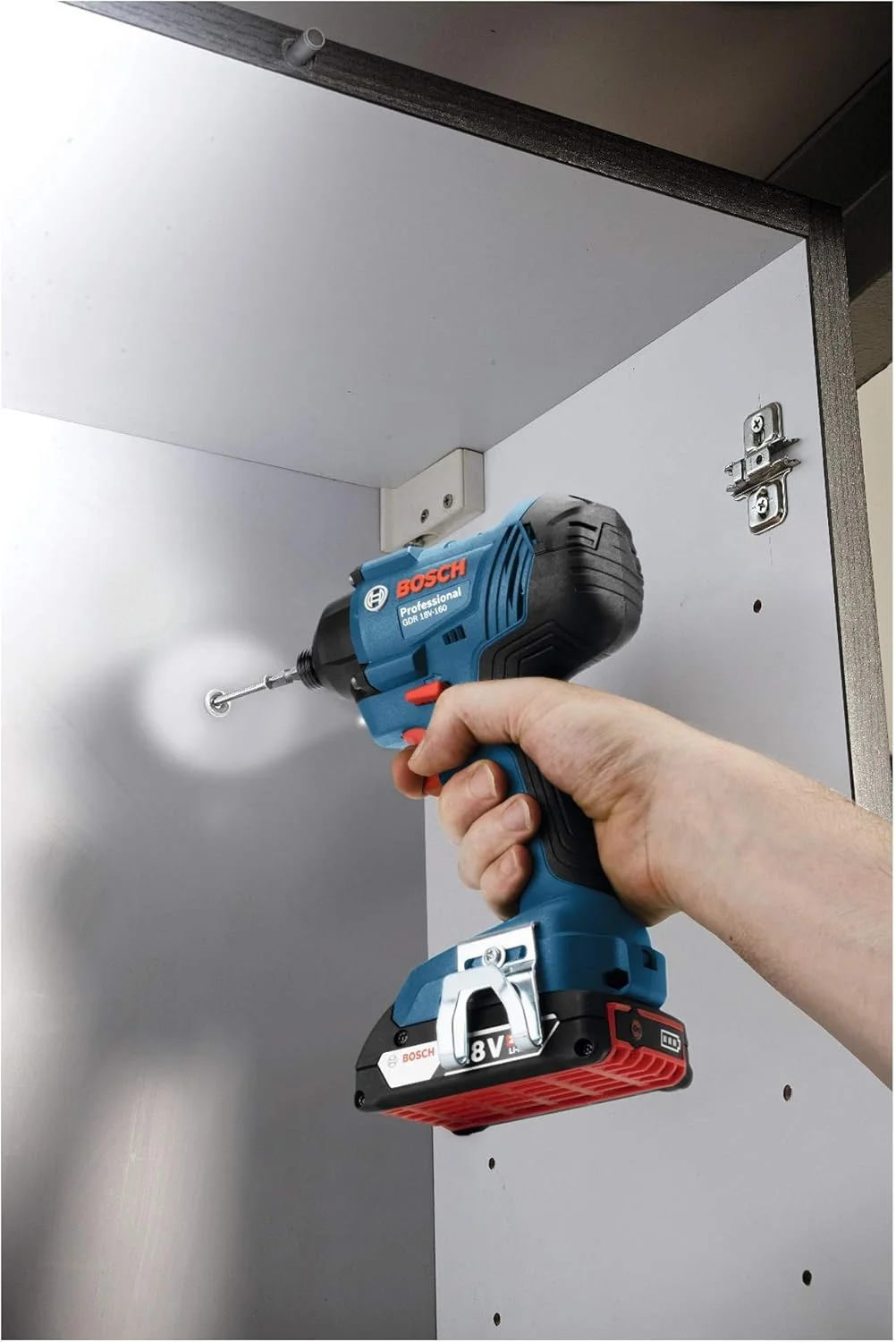 دریل پیچ گوشتی ضربه ای شارژی بوش Professional 18V System GDR 18V-160 (حداکثر گشتاور: 160 نیوتن متر، پیچ های M6–M14، 1/4 اینچ، 2 عدد باتری 2.0 آمپر ساعتی و شارژر، در L-BOXX) دریل پیچ گوشتی ضربه ای شارژی بوش Professional 18V System GDR 18V-160 (حداکثر گشتاور: 160 نیوتن متر، پیچ های M6–M14، 1/4 اینچ، 2 عدد باتری 2.0 آمپر ساعتی و شارژر، در L-BOXX)