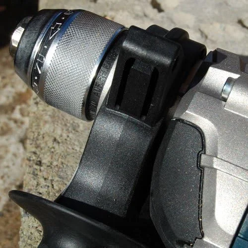 دریل ضربه ای سیمی بوش پروفشنال مدل GSB 16 RE (240 ولت، 750 وات، شامل سه نظام اتوماتیک 13 میلی متر، دسته کمکی، میله عمق سنج 210 میلی متر، در جعبه حمل)