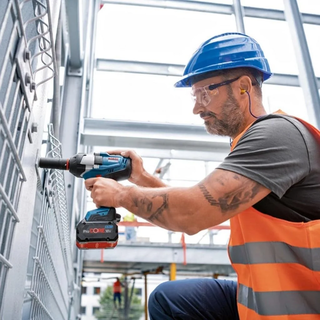 بوش پروفشنال 06019J8300 GDS 18V-1000 (باتری و شارژر شامل نمی شود)