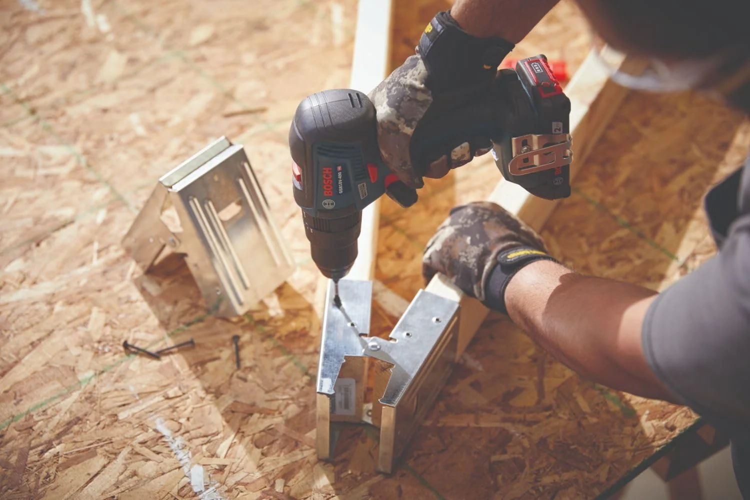 دریل/پیچ گوشتی چکشی براشلس 18 ولت بوش مدل GSB18V-490N با موتور EC و درایو 1/2 اینچ (فقط بدنه)