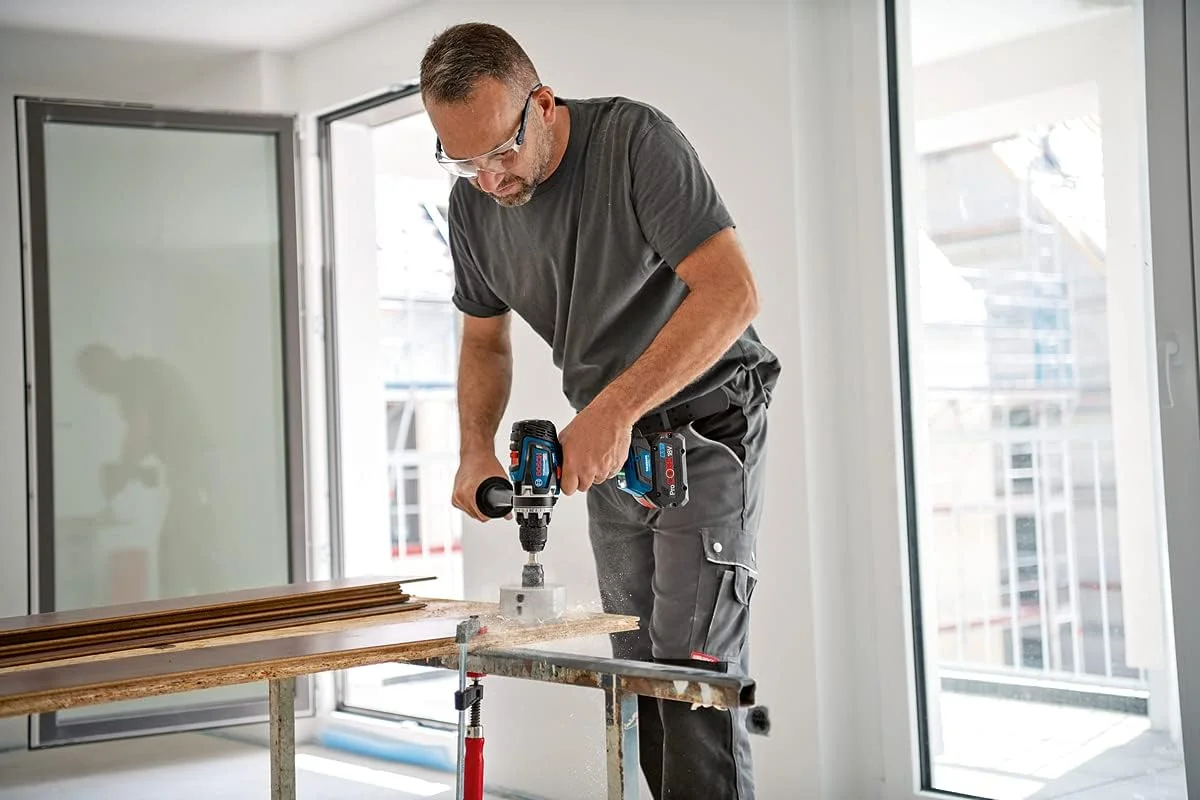 دریل چکشی شارژی بوش پروفشنال BITURBO GSB 18V-150 C (حداکثر گشتاور 150 نیوتن متر، بدون باتری و شارژر، در L-BOXX 136)