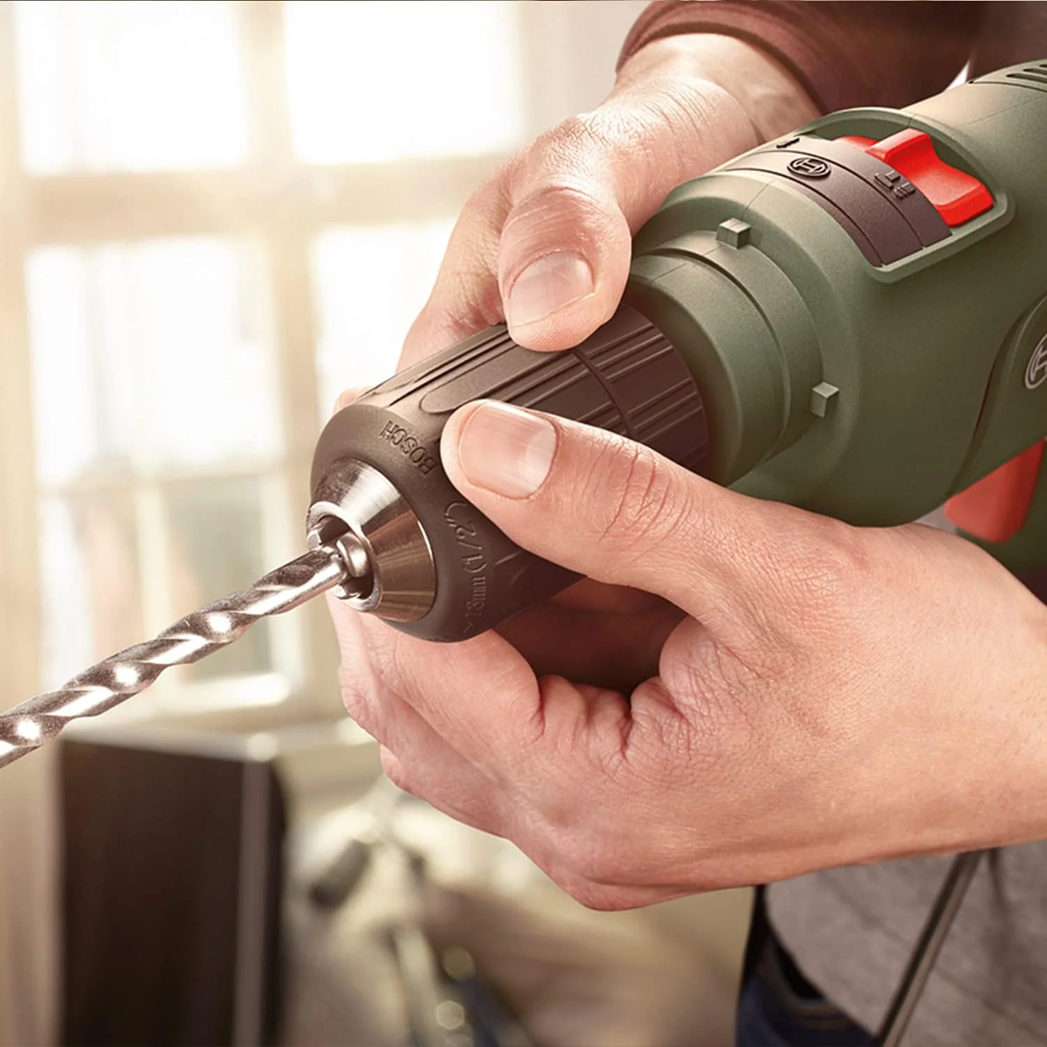 دریل چکشی بوش EasyImpact 600 (600 وات، در جعبه) دریل چکشی بوش EasyImpact 600 (600 وات، در جعبه)