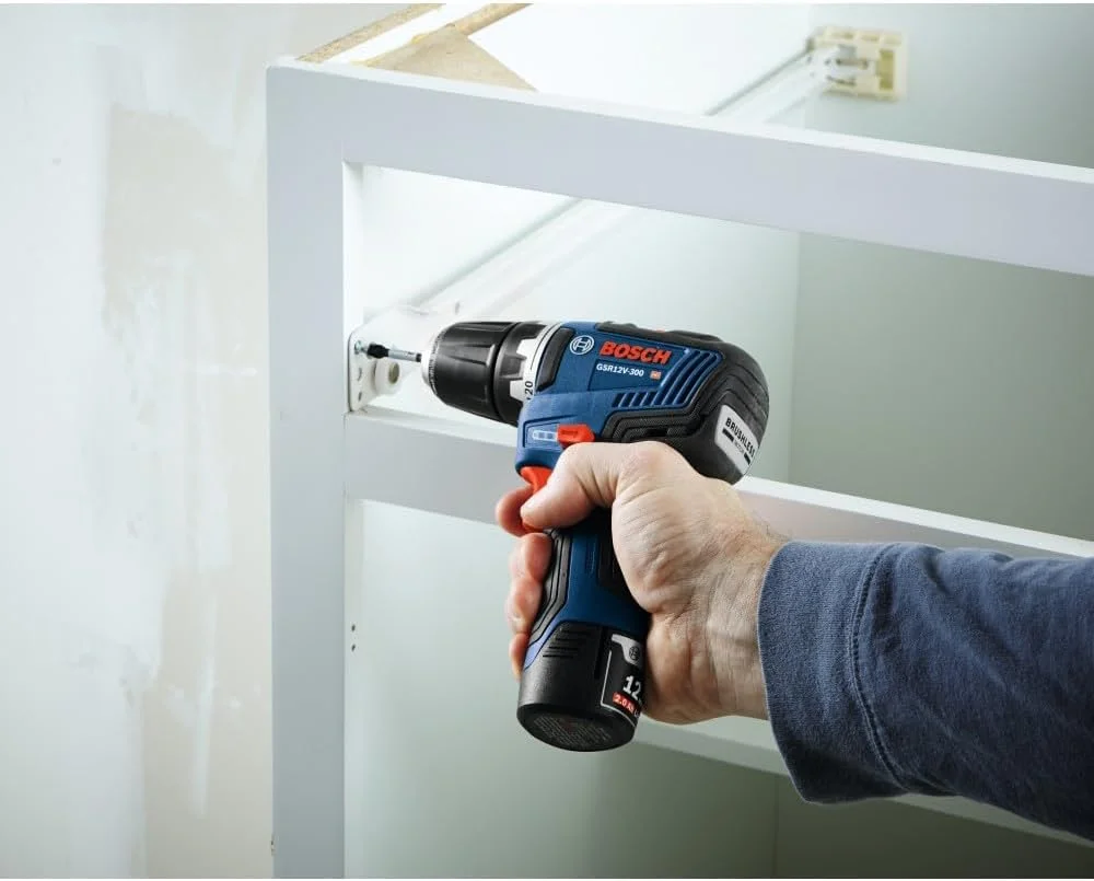 دریل/پیچ گوشتی شارژی بوش GSR12V-300B22 12V Max EC Brushless با درایو 3/8 اینچ