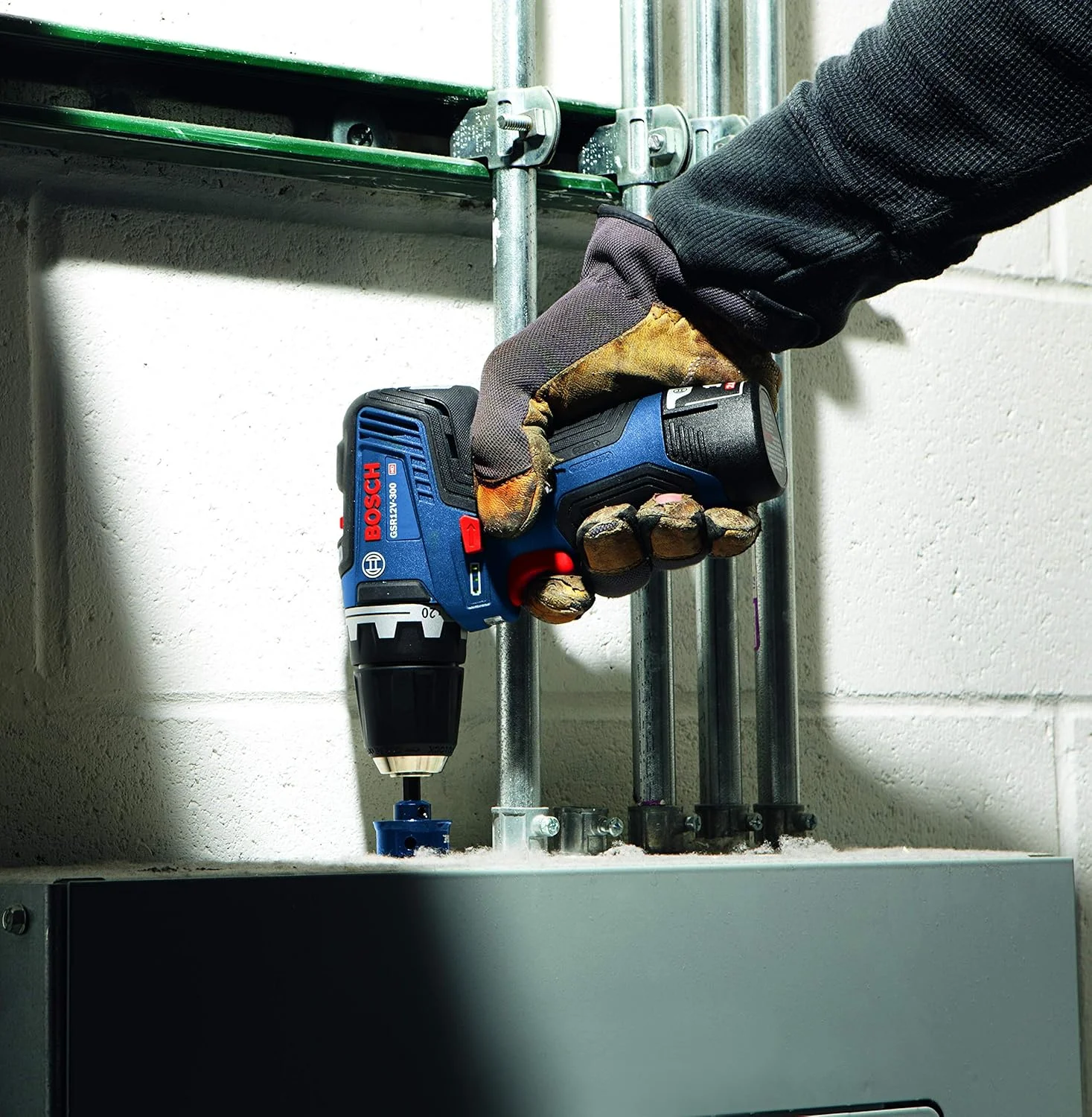 دریل/پیچ گوشتی بوش GSR12V-300N 12V Max EC Brushless با درایو 3/8 اینچ (فقط ابزار) دریل/پیچ گوشتی بوش GSR12V-300N 12V Max EC Brushless با درایو 3/8 اینچ (فقط ابزار)