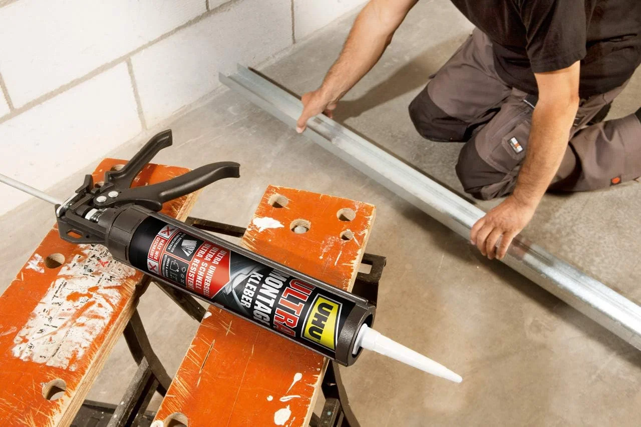 چسب نصب UHU Ultra، چسب نصب جهانی با قدرت ساخت فوق العاده سریع، 435 گرم