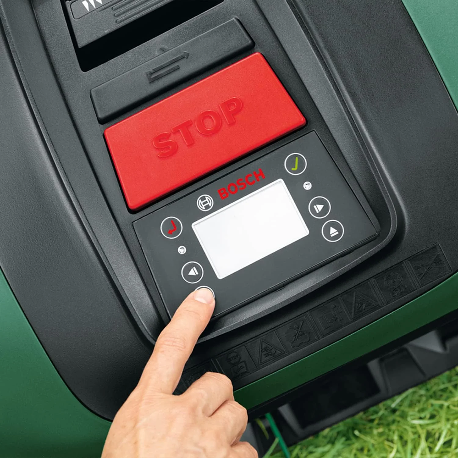 چمن زن رباتیک بوش مدل Home and Garden Indego S+ 500 (به همراه باتری 18 ولت و عملکرد برنامه، شامل ایستگاه شارژ، عرض برش 19 سانتی متر، برای چمن تا 500 متر مربع، در جعبه)، مشکی، سبز